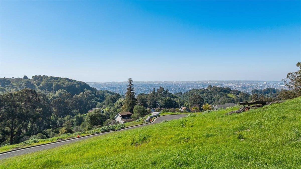 Detail Gallery Image 26 of 31 For 6 Turner Ct, Oakland,  CA 94605 - – Beds | – Baths