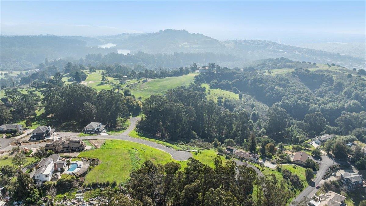 Detail Gallery Image 8 of 31 For 6 Turner Ct, Oakland,  CA 94605 - – Beds | – Baths