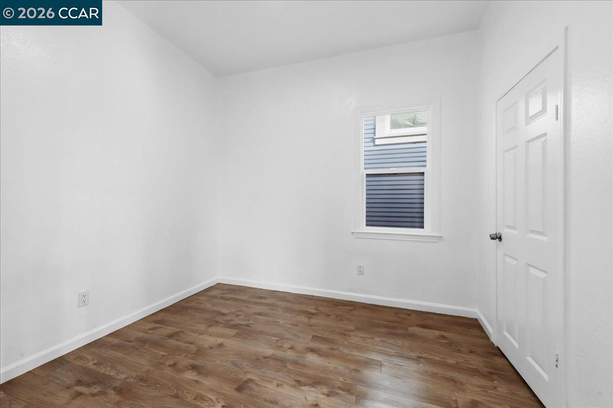 Detail Gallery Image 14 of 28 For 333 Chanslor Ave, Richmond,  CA 94801 - 2 Beds | 1 Baths