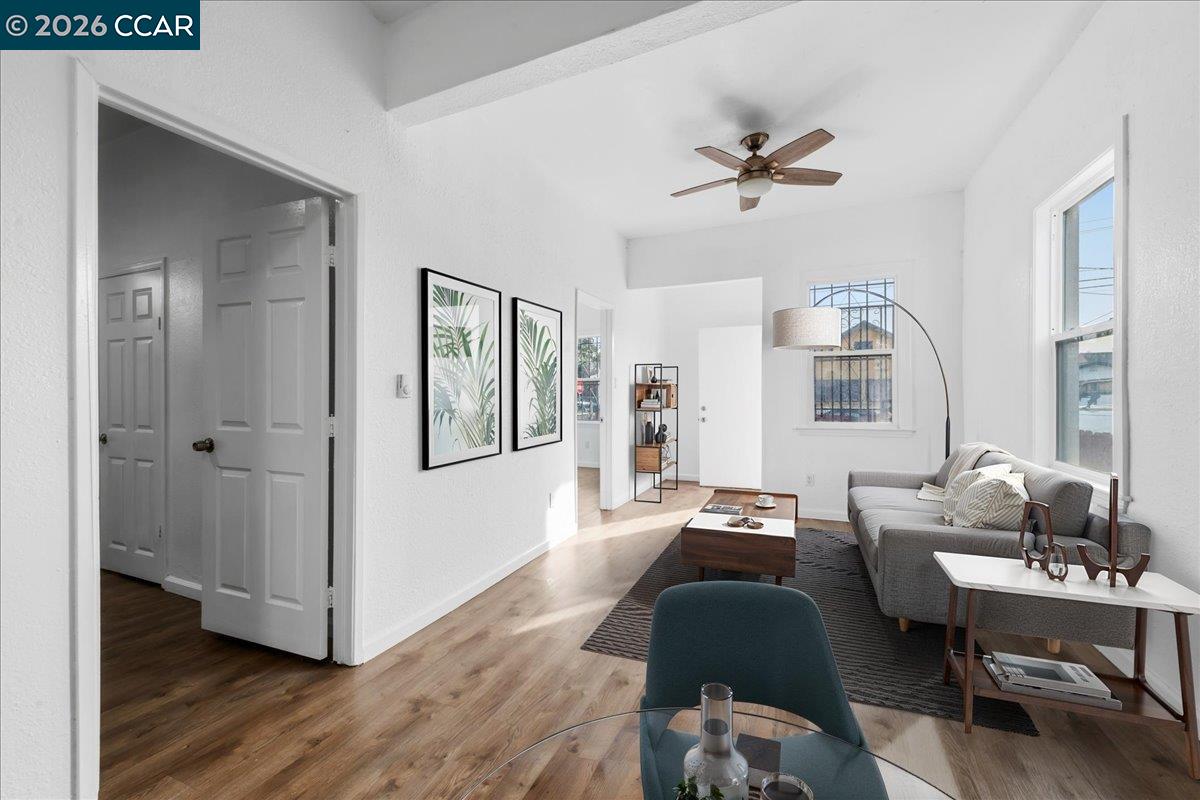 Detail Gallery Image 10 of 28 For 333 Chanslor Ave, Richmond,  CA 94801 - 2 Beds | 1 Baths