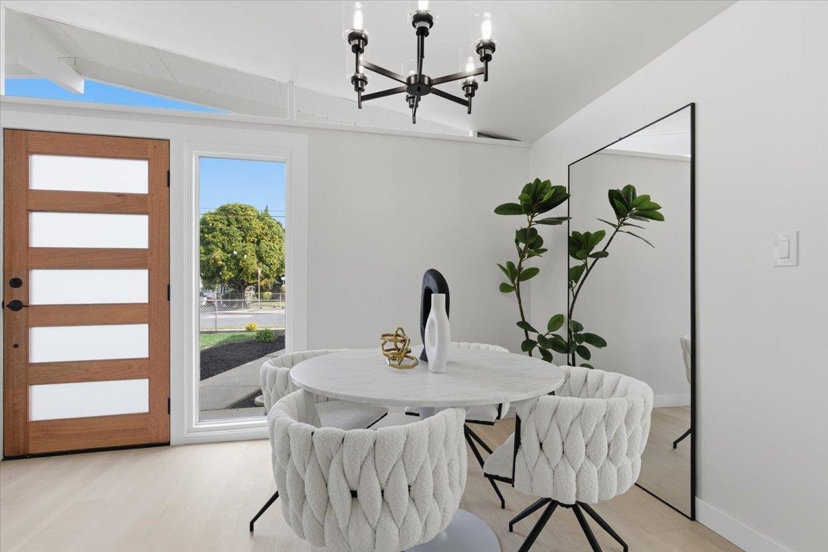 Detail Gallery Image 17 of 51 For 27707 La Porte Ave, Hayward,  CA 94545 - 3 Beds | 2 Baths