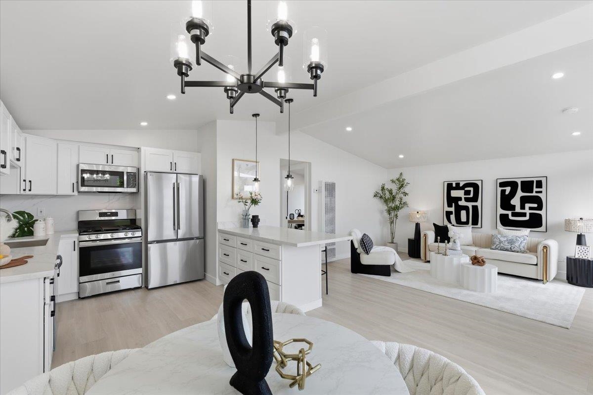 Detail Gallery Image 18 of 51 For 27707 La Porte Ave, Hayward,  CA 94545 - 3 Beds | 2 Baths