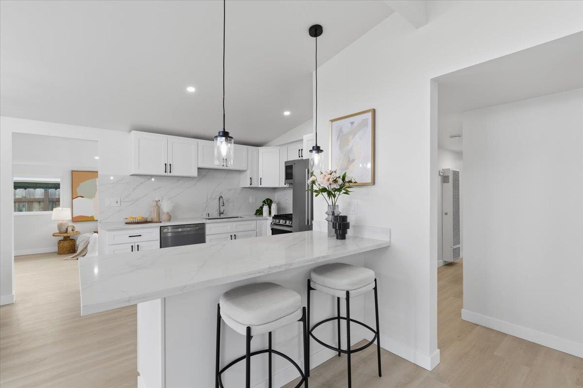 Detail Gallery Image 20 of 51 For 27707 La Porte Ave, Hayward,  CA 94545 - 3 Beds | 2 Baths