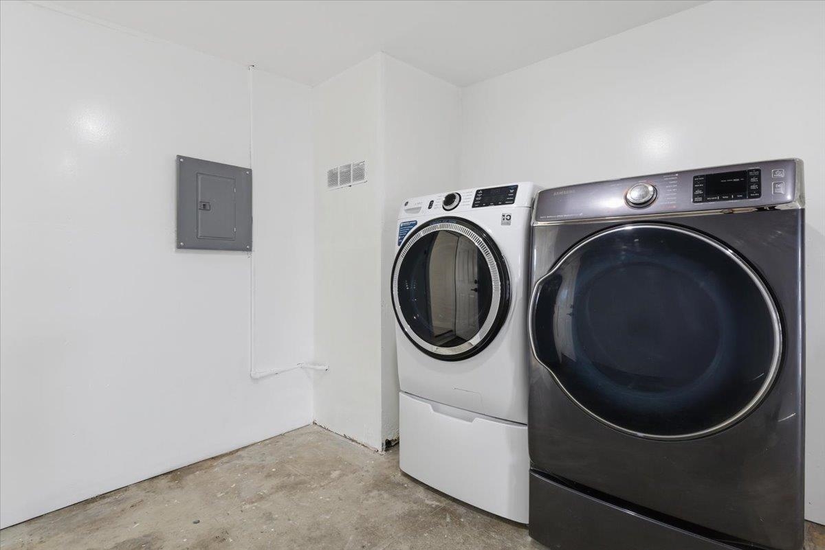 Detail Gallery Image 34 of 51 For 27707 La Porte Ave, Hayward,  CA 94545 - 3 Beds | 2 Baths