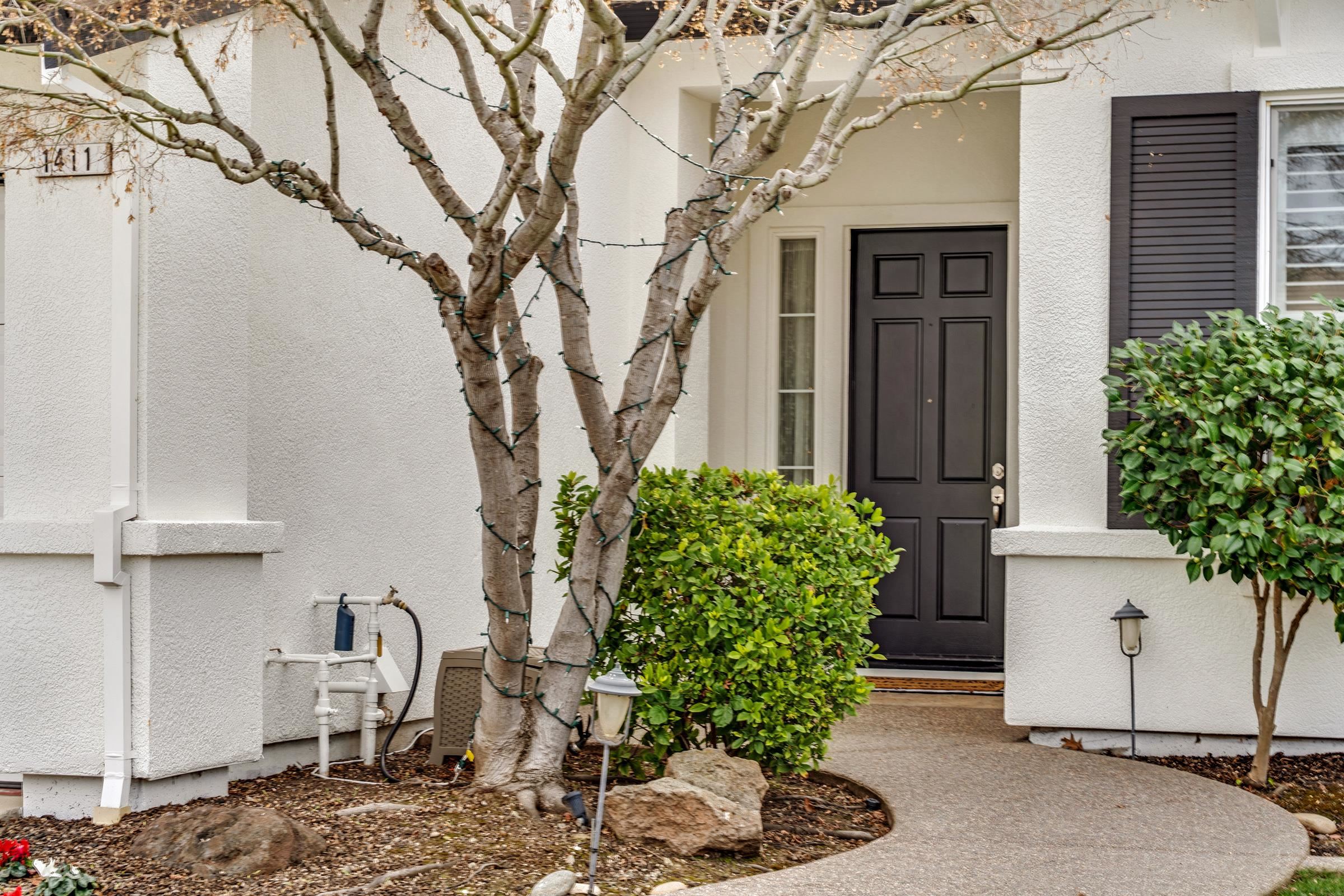 Detail Gallery Image 4 of 47 For 1411 Justine Ct, Livermore,  CA 94550 - 4 Beds | 3 Baths