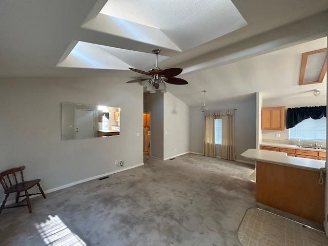 Detail Gallery Image 11 of 35 For 1200 W Winton Ave #81,  Hayward,  CA 94545 - 2 Beds | 2 Baths