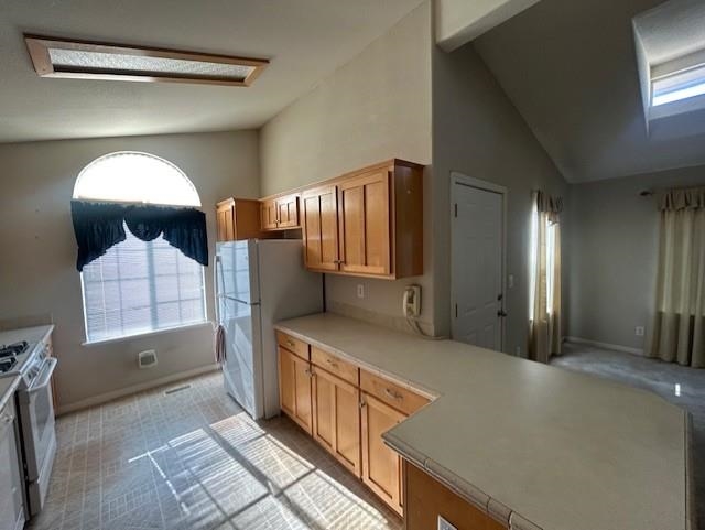 Detail Gallery Image 6 of 35 For 1200 W Winton Ave #81,  Hayward,  CA 94545 - 2 Beds | 2 Baths