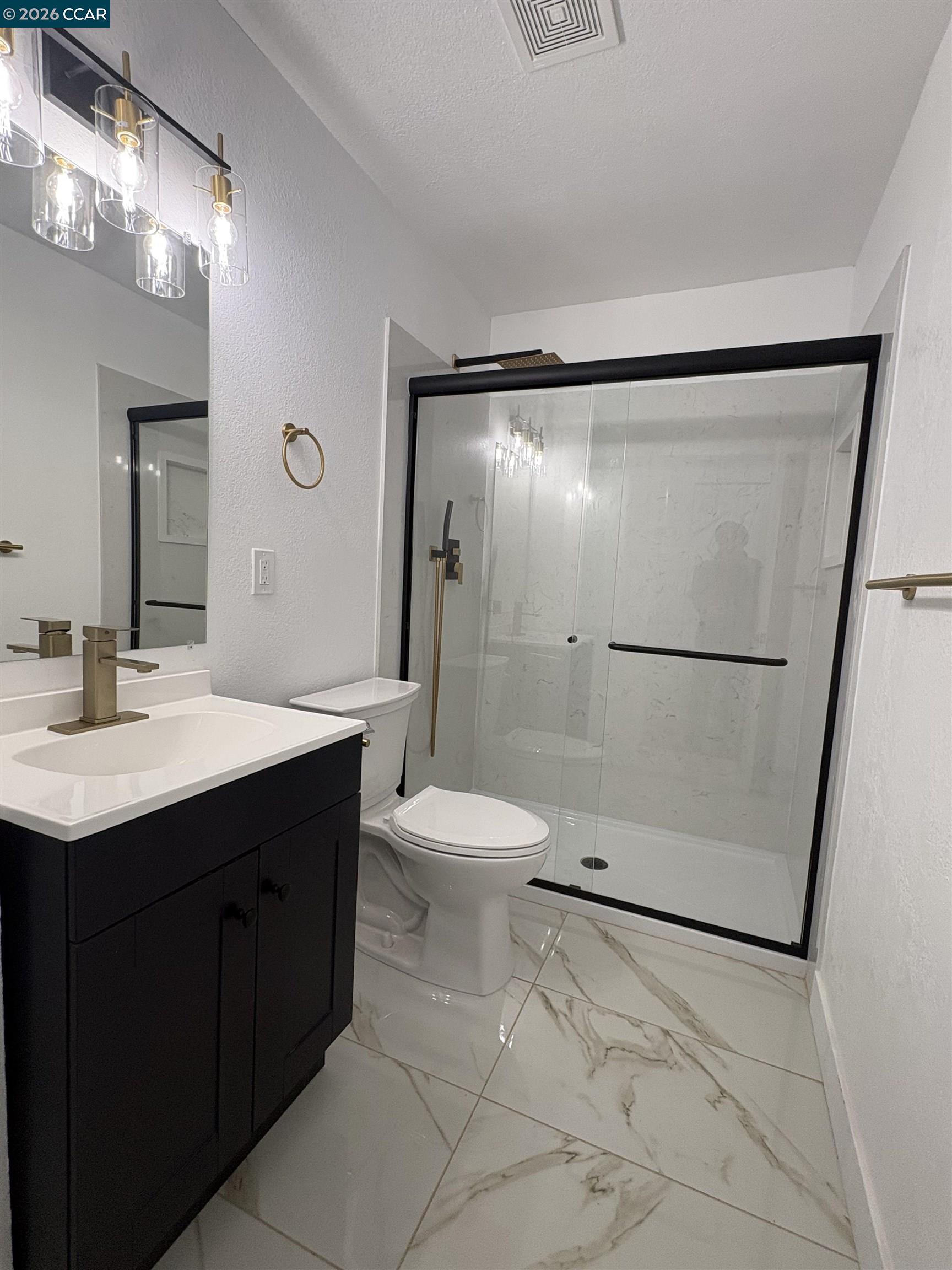 Detail Gallery Image 20 of 31 For 427 Ladera Dr, Vallejo,  CA 94591 - 3 Beds | 2 Baths