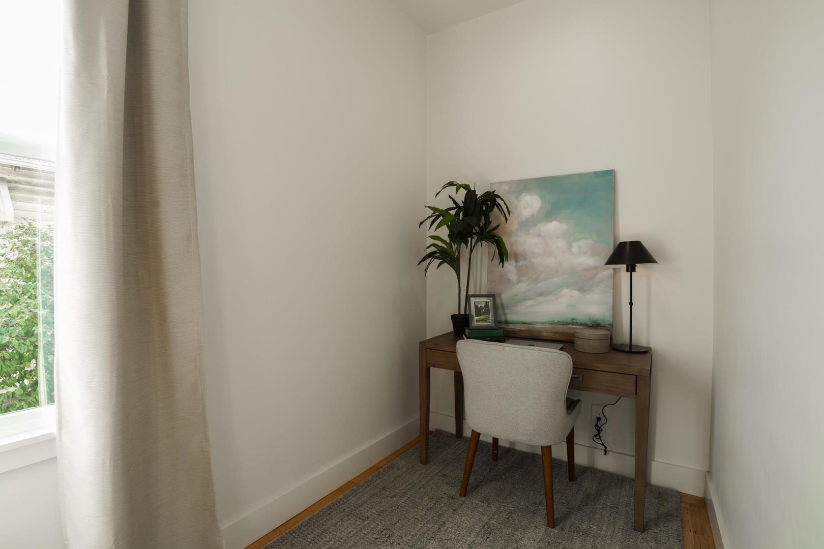 Detail Gallery Image 14 of 29 For 1532 5th Avenue, Oakland,  CA 94606 - 5 Beds | 2 Baths