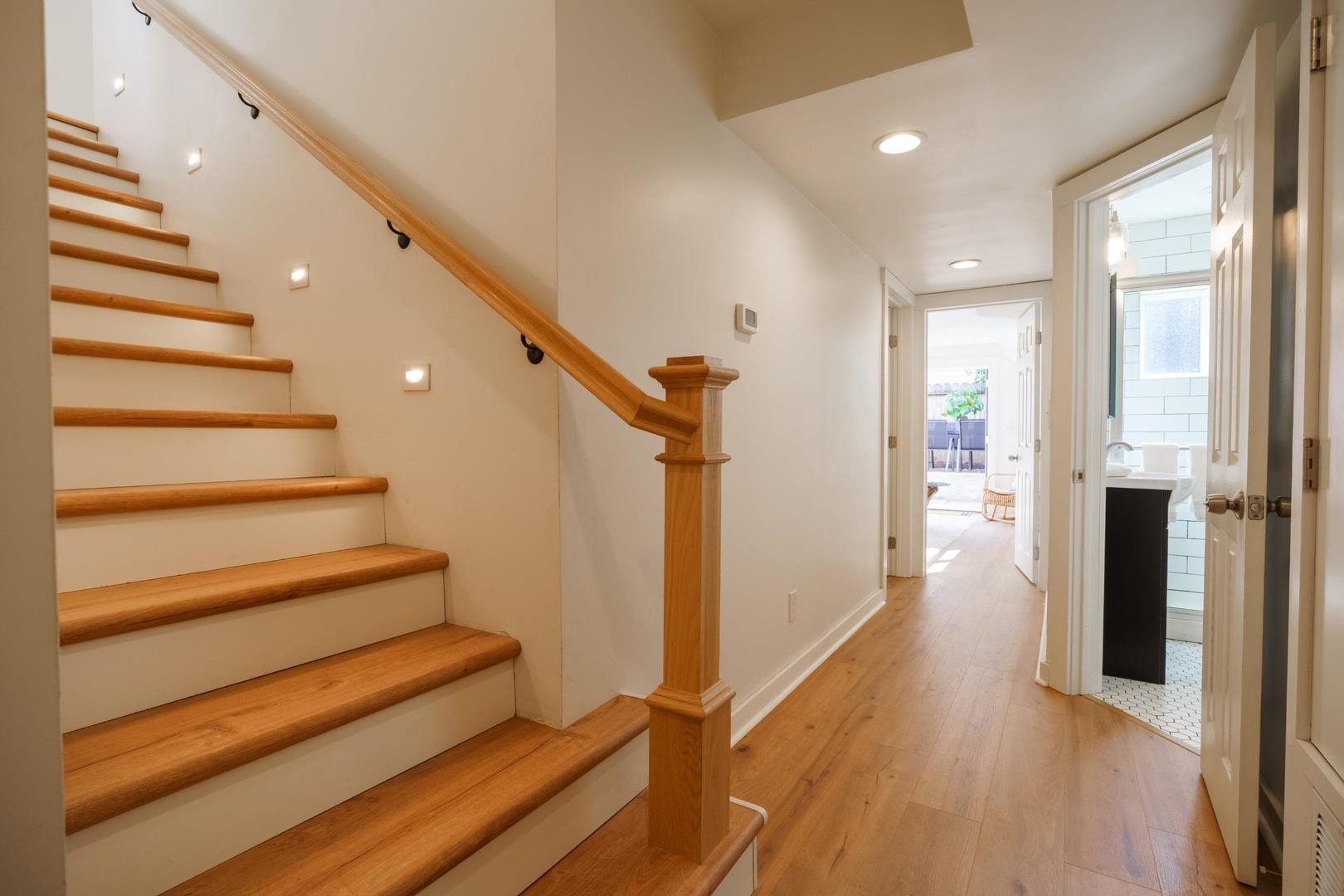Detail Gallery Image 17 of 29 For 1532 5th Avenue, Oakland,  CA 94606 - 5 Beds | 2 Baths
