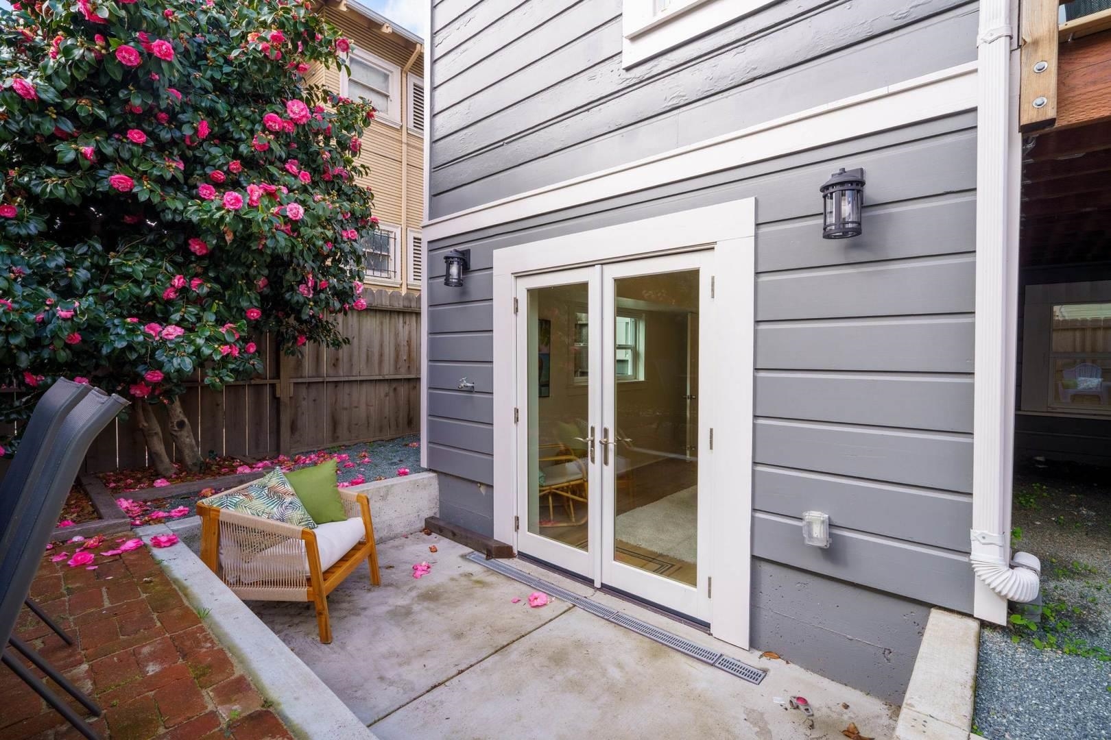 Detail Gallery Image 24 of 29 For 1532 5th Avenue, Oakland,  CA 94606 - 5 Beds | 2 Baths