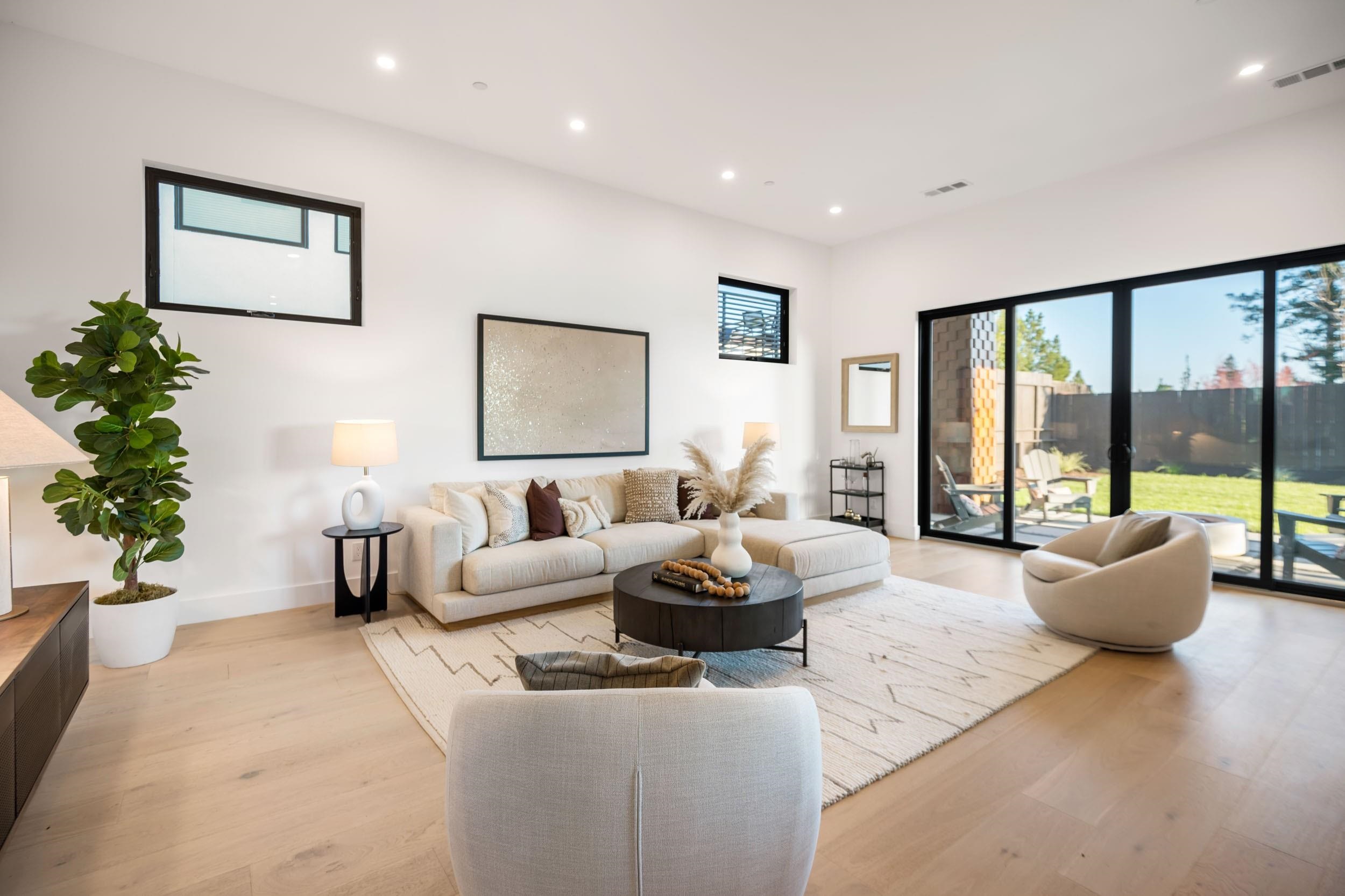 Detail Gallery Image 8 of 41 For 761 Calmar Ave, Oakland,  CA 94610 - 4 Beds | 4/1 Baths