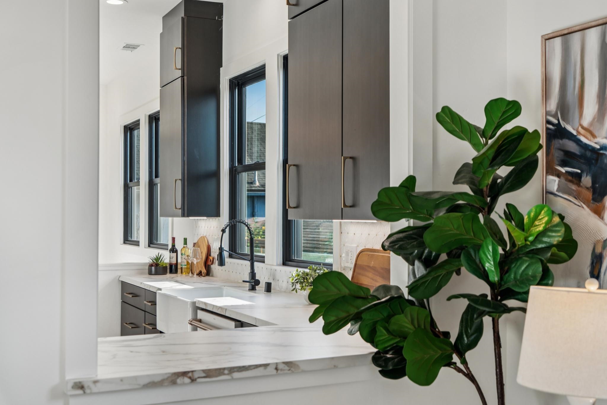 Detail Gallery Image 11 of 60 For 1308 Court Street, Alameda,  CA 94501 - 3 Beds | 2 Baths