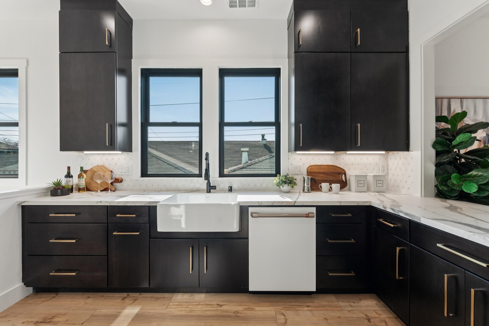 Detail Gallery Image 26 of 60 For 1308 Court Street, Alameda,  CA 94501 - 3 Beds | 2 Baths