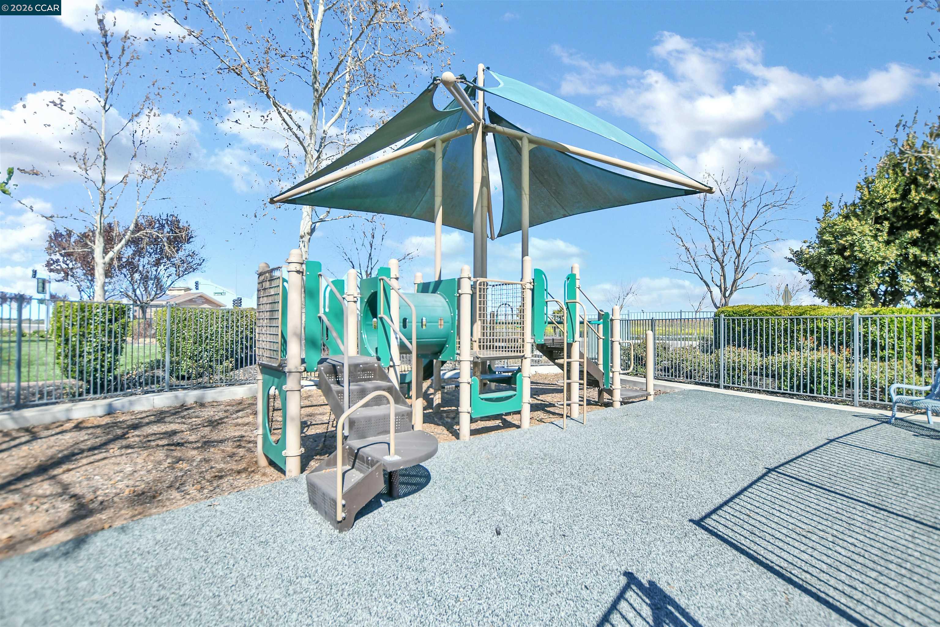 Detail Gallery Image 39 of 43 For 240 Harborage Court, Oakley,  CA 94561-3536 - 4 Beds | 2 Baths