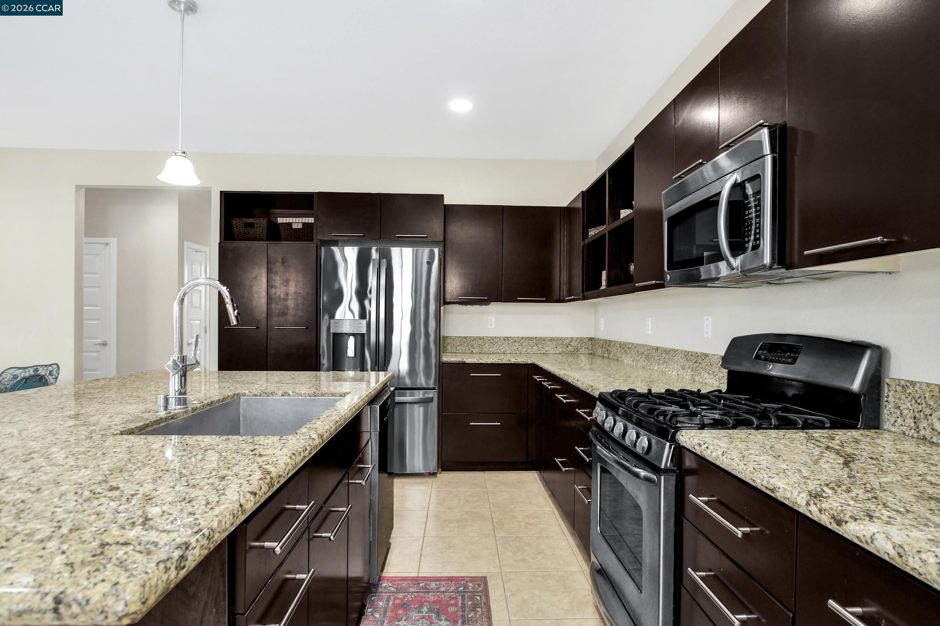 Detail Gallery Image 6 of 43 For 240 Harborage Court, Oakley,  CA 94561-3536 - 4 Beds | 2 Baths