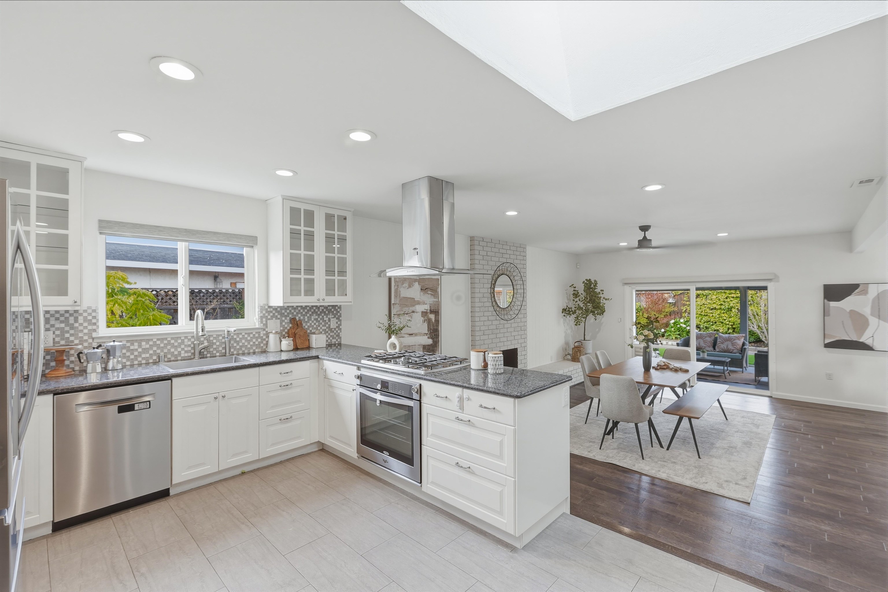 Detail Gallery Image 13 of 57 For 5083 Yellowstone Park Dr, Fremont,  CA 94538 - 4 Beds | 3 Baths