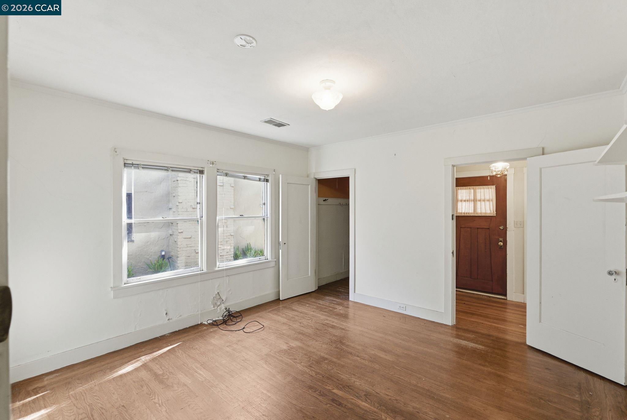 Detail Gallery Image 19 of 41 For 549 Santa Barbara Rd, Berkeley,  CA 94707 - 5 Beds | 3 Baths