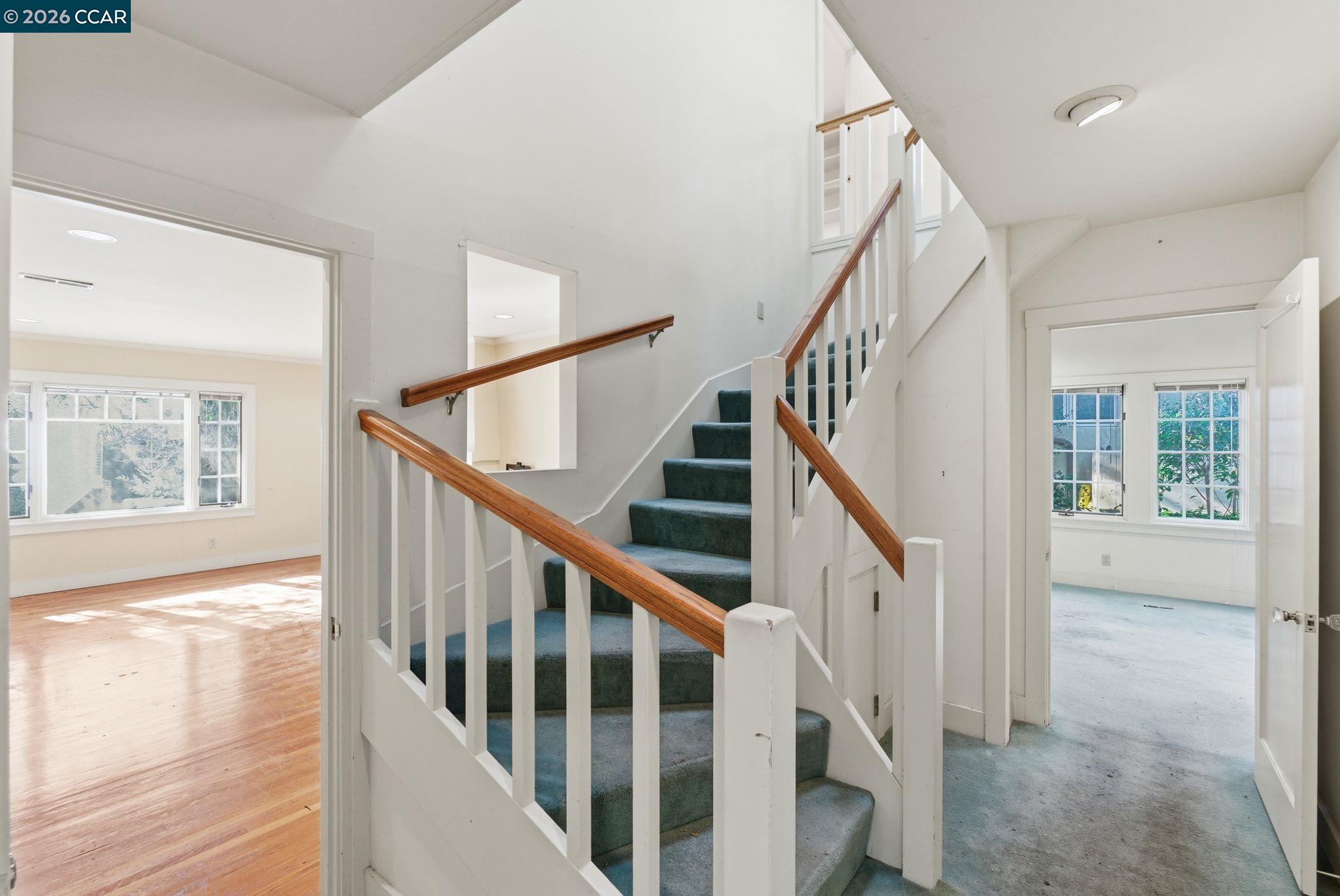 Detail Gallery Image 21 of 41 For 549 Santa Barbara Rd, Berkeley,  CA 94707 - 5 Beds | 3 Baths