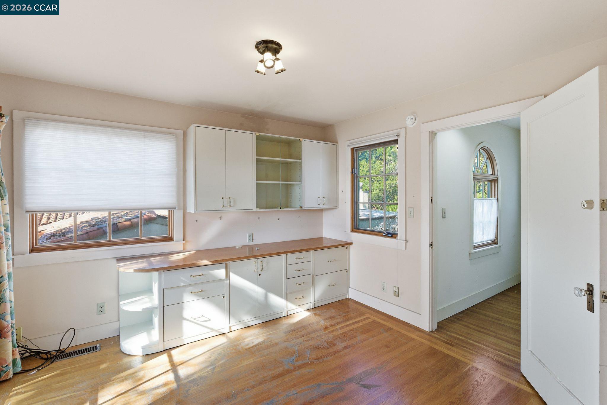 Detail Gallery Image 23 of 41 For 549 Santa Barbara Rd, Berkeley,  CA 94707 - 5 Beds | 3 Baths