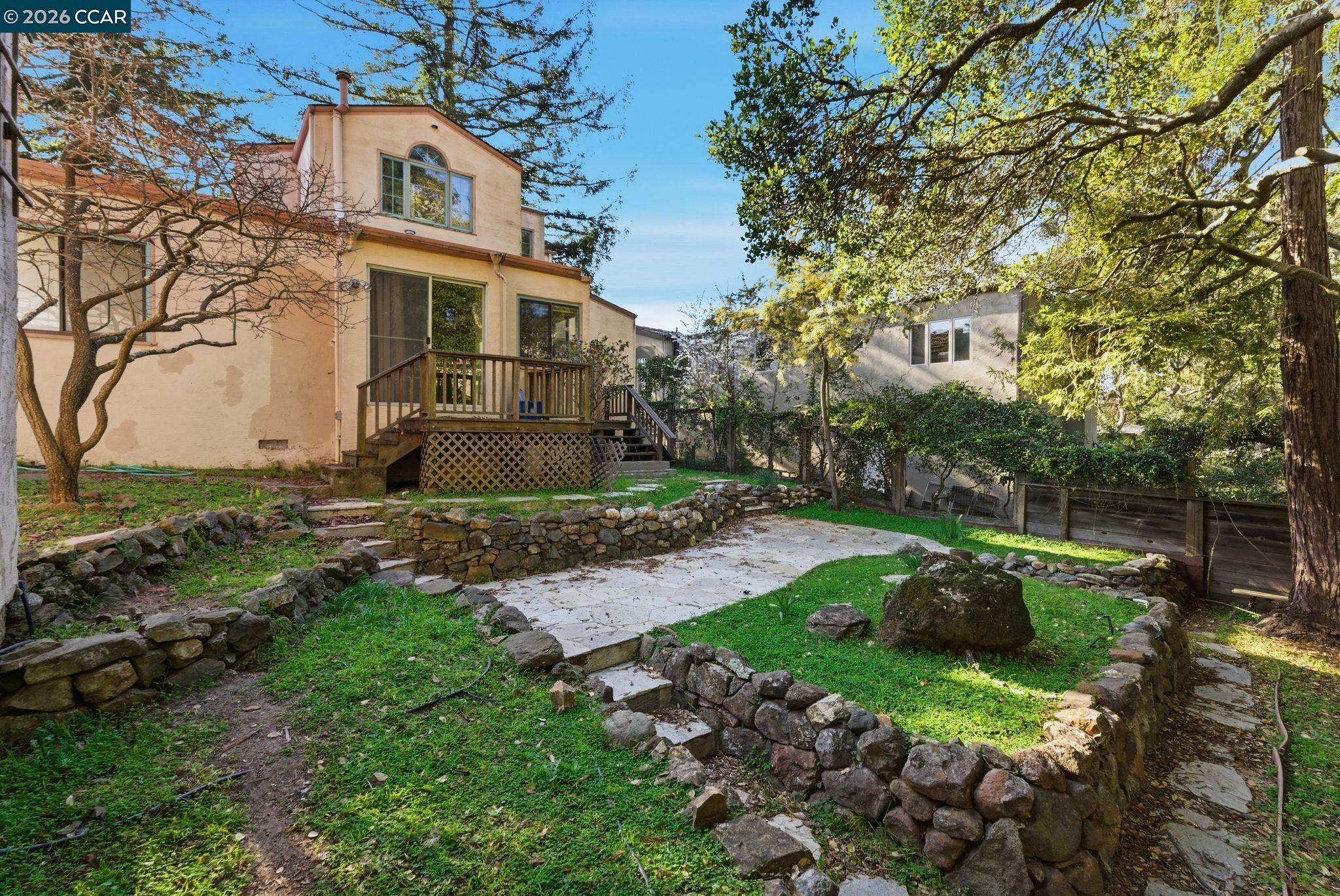 Detail Gallery Image 36 of 41 For 549 Santa Barbara Rd, Berkeley,  CA 94707 - 5 Beds | 3 Baths