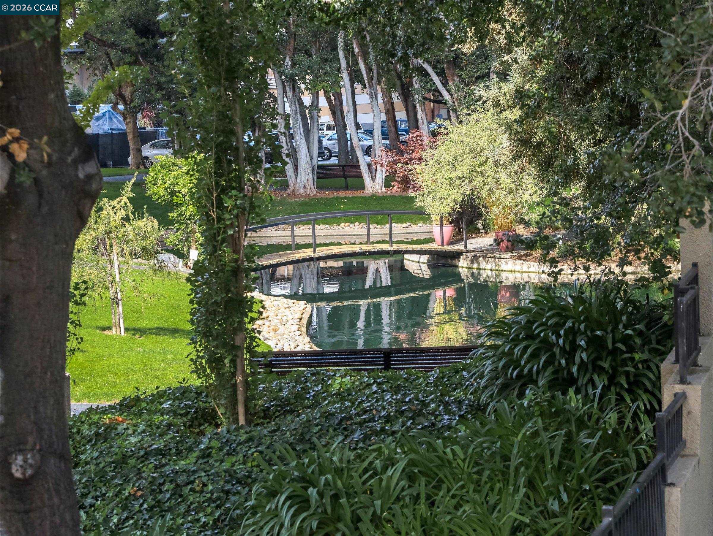 Detail Gallery Image 18 of 30 For 820 N Delaware St #215,  San Mateo,  CA 94401 - 1 Beds | 1 Baths