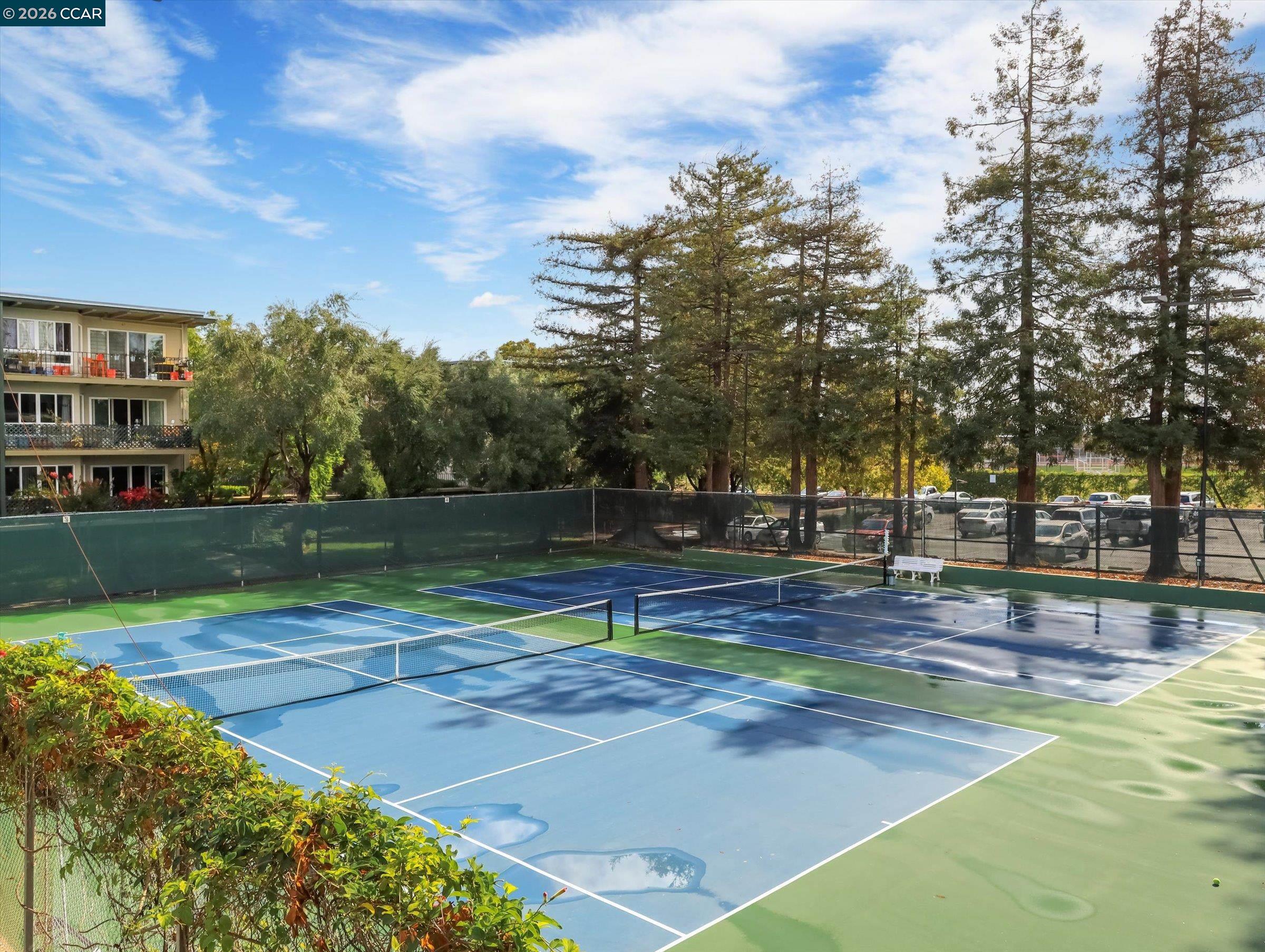 Detail Gallery Image 29 of 30 For 820 N Delaware St #215,  San Mateo,  CA 94401 - 1 Beds | 1 Baths