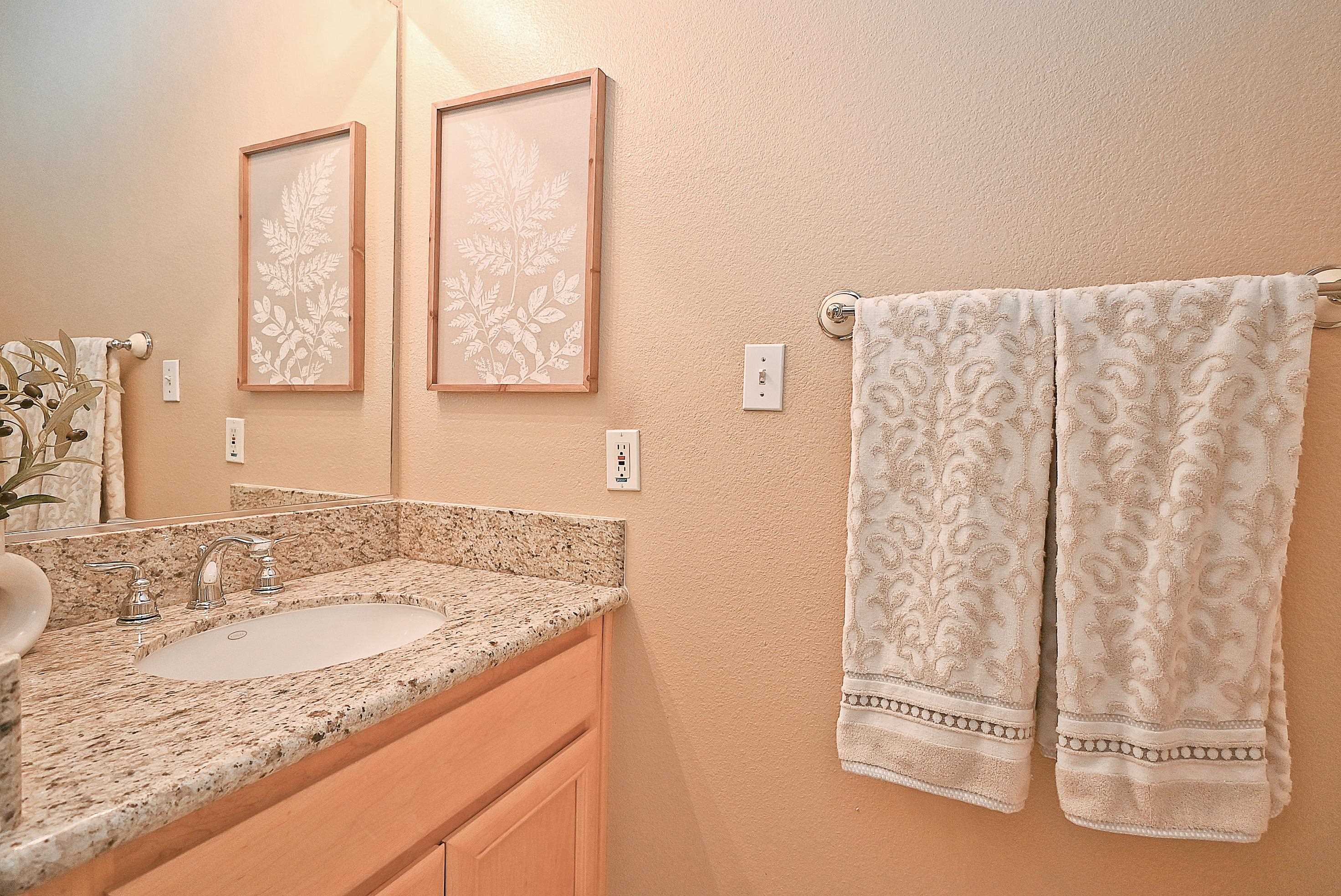 Detail Gallery Image 11 of 42 For 4629 Sandyford Ct, Dublin,  CA 94568 - 3 Beds | 2/1 Baths