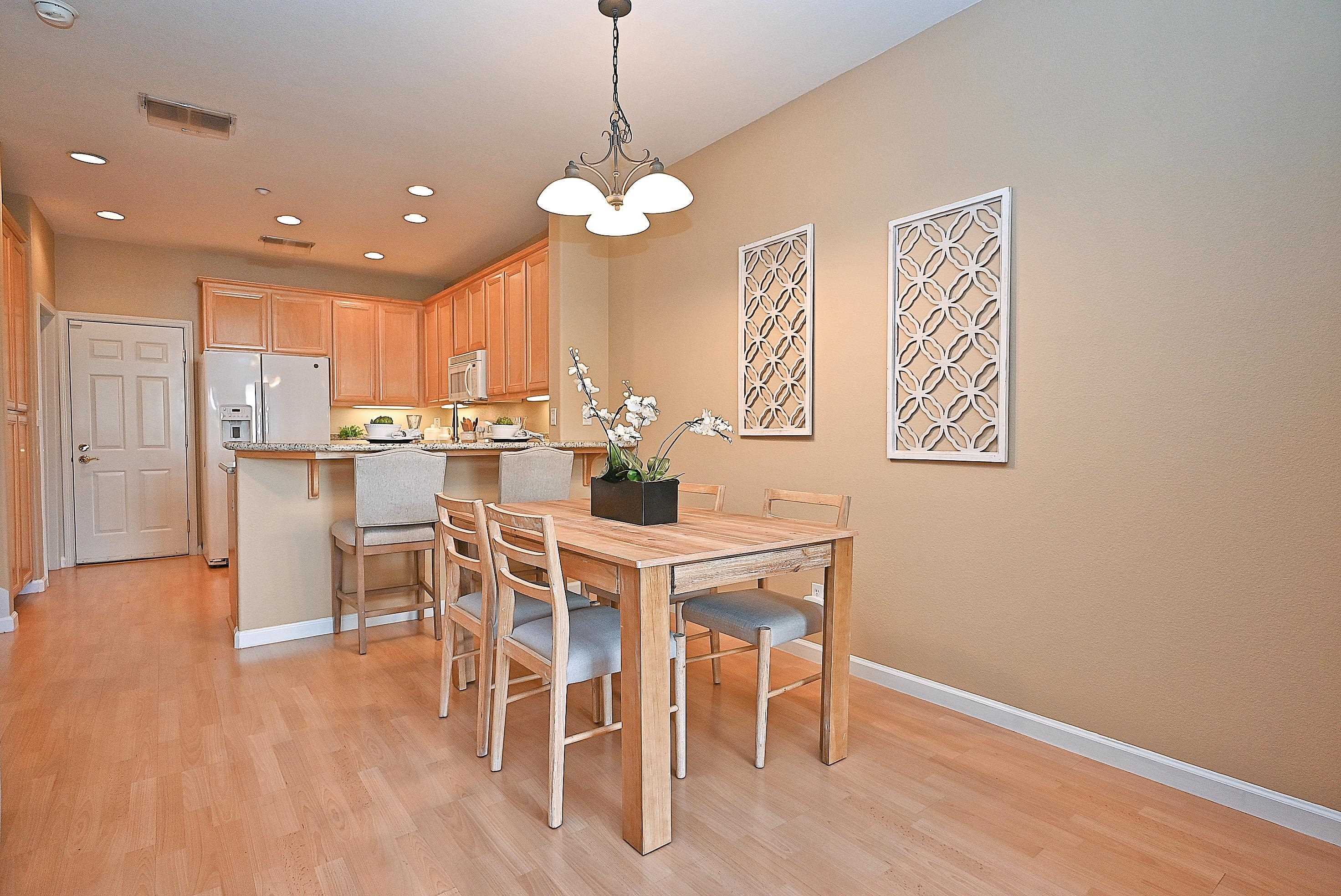 Detail Gallery Image 3 of 42 For 4629 Sandyford Ct, Dublin,  CA 94568 - 3 Beds | 2/1 Baths