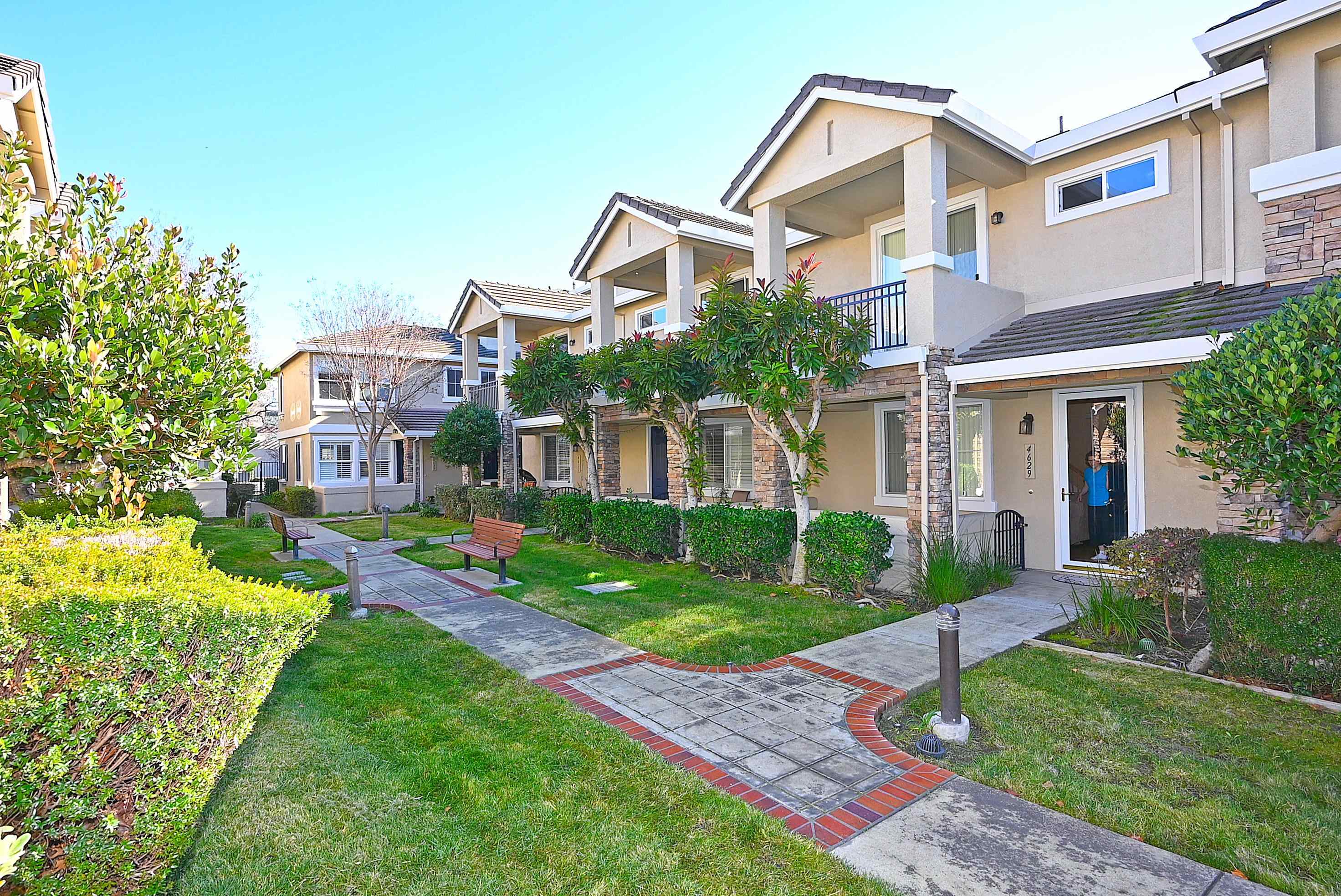 Detail Gallery Image 28 of 42 For 4629 Sandyford Ct, Dublin,  CA 94568 - 3 Beds | 2/1 Baths