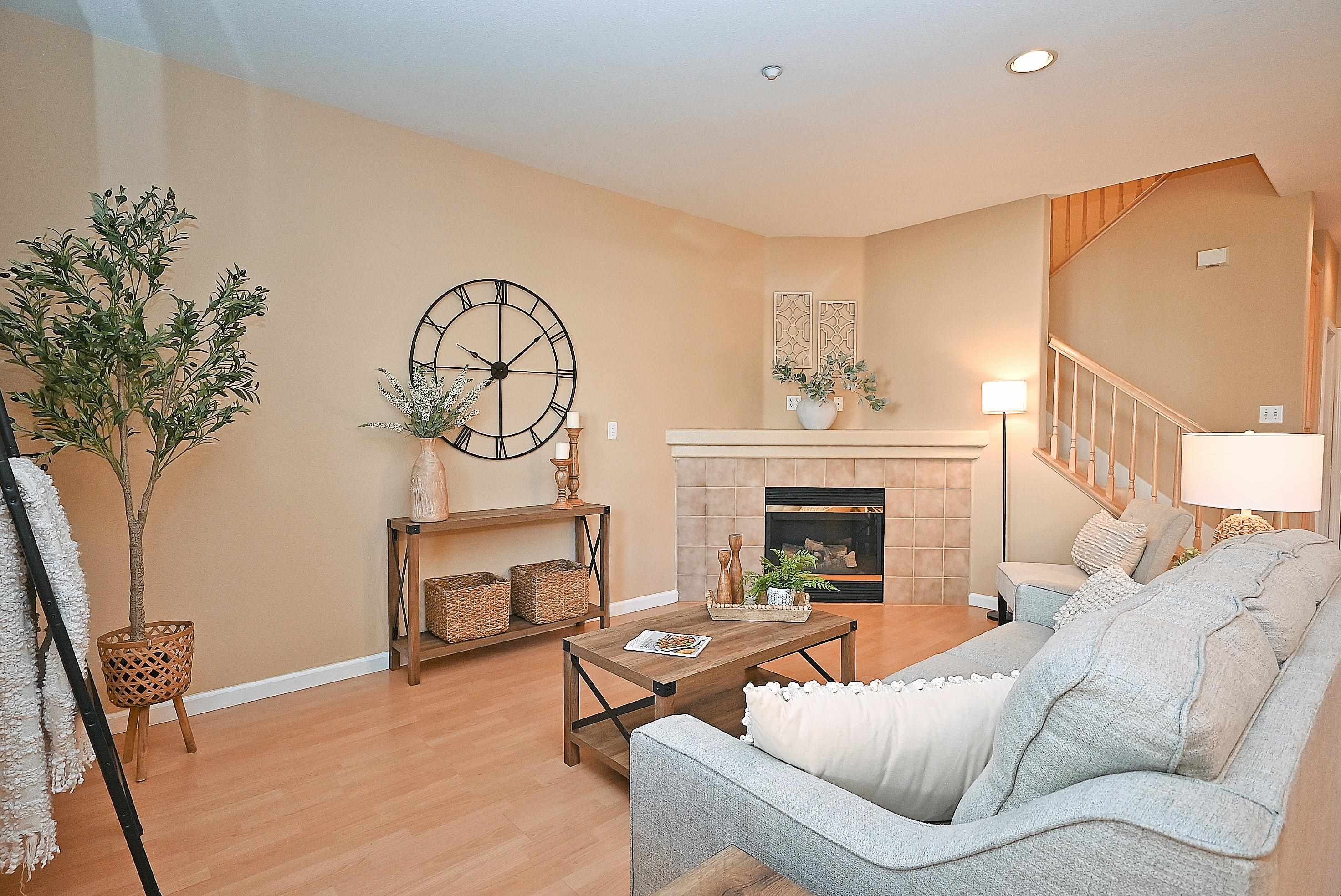 Detail Gallery Image 5 of 42 For 4629 Sandyford Ct, Dublin,  CA 94568 - 3 Beds | 2/1 Baths