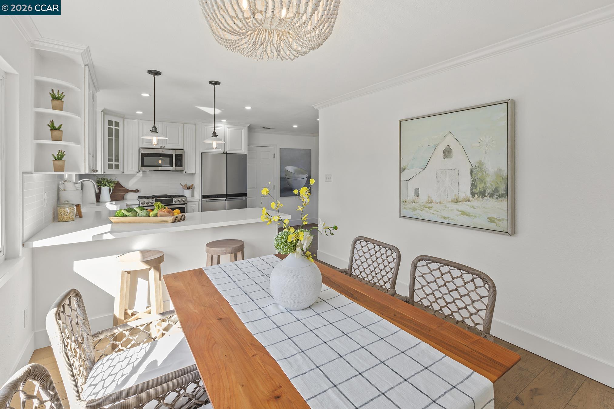 Detail Gallery Image 14 of 46 For 3300 Betty Ln, Lafayette,  CA 94549 - 4 Beds | 2 Baths