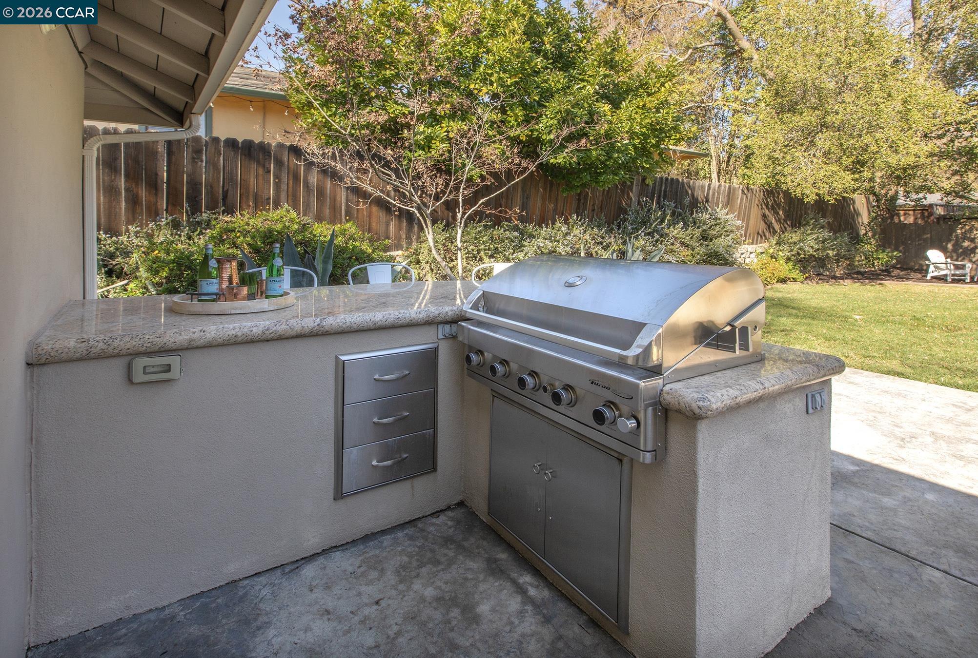 Detail Gallery Image 35 of 46 For 3300 Betty Ln, Lafayette,  CA 94549 - 4 Beds | 2 Baths