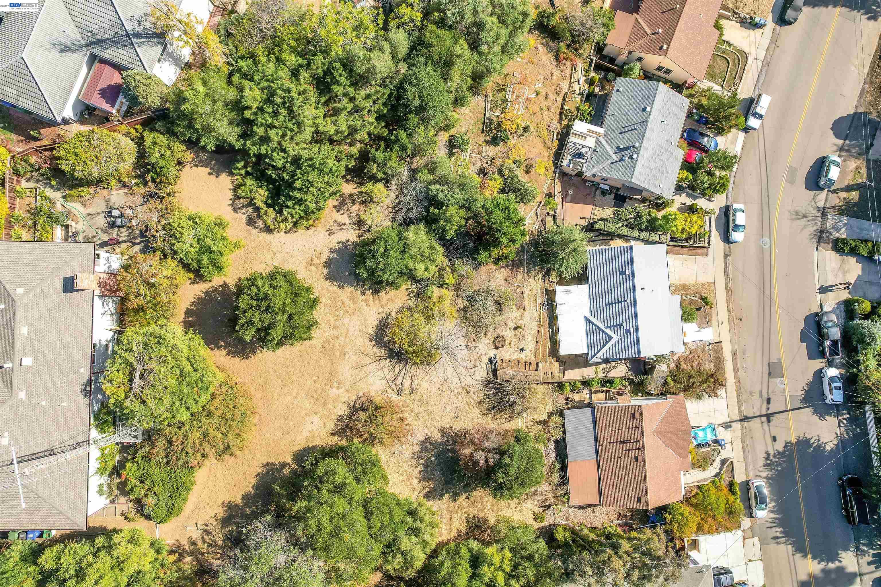 Detail Gallery Image 40 of 41 For 18662 Stanton Ave, Castro Valley,  CA 94546 - 3 Beds | 1 Baths