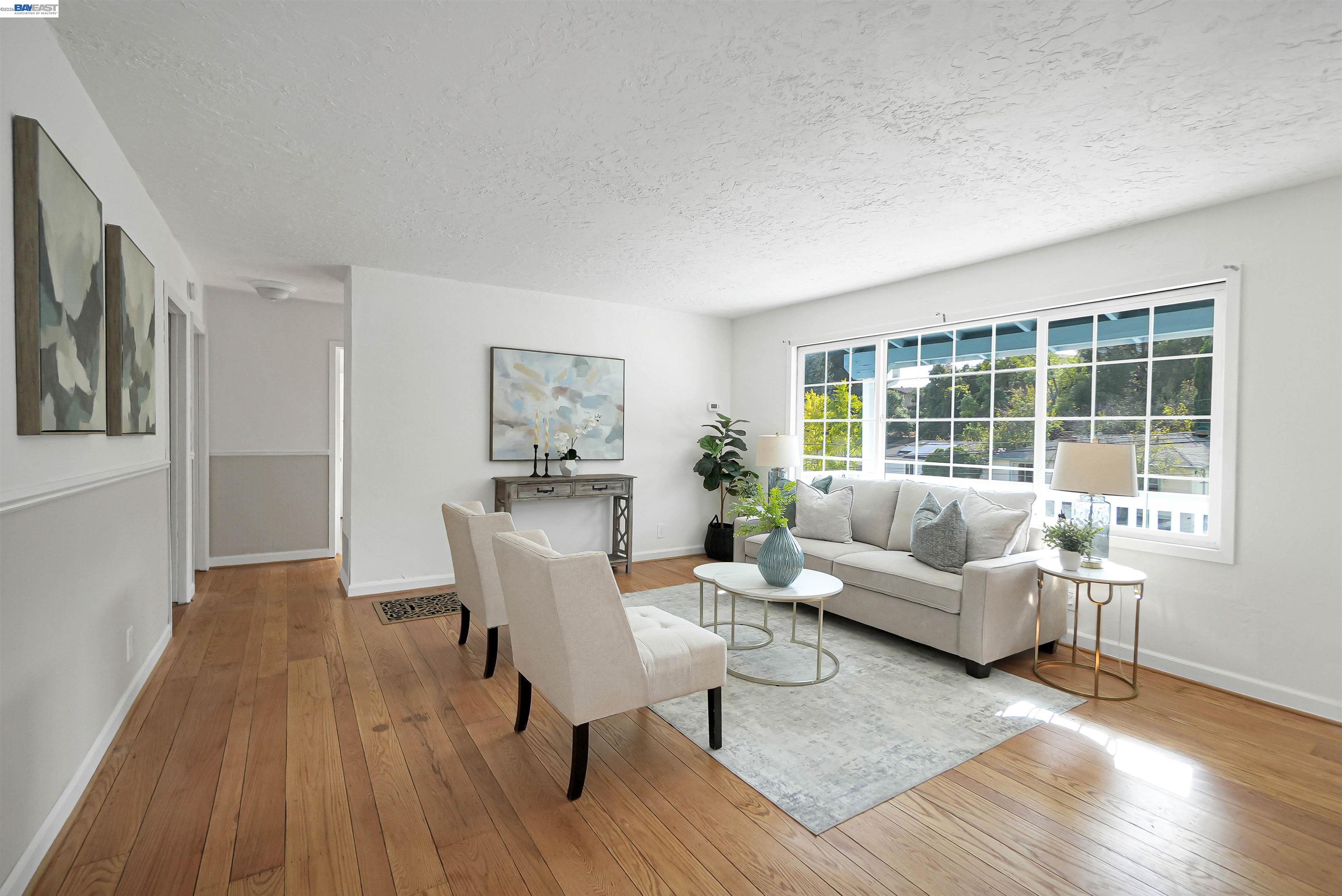 Detail Gallery Image 8 of 41 For 18662 Stanton Ave, Castro Valley,  CA 94546 - 3 Beds | 1 Baths