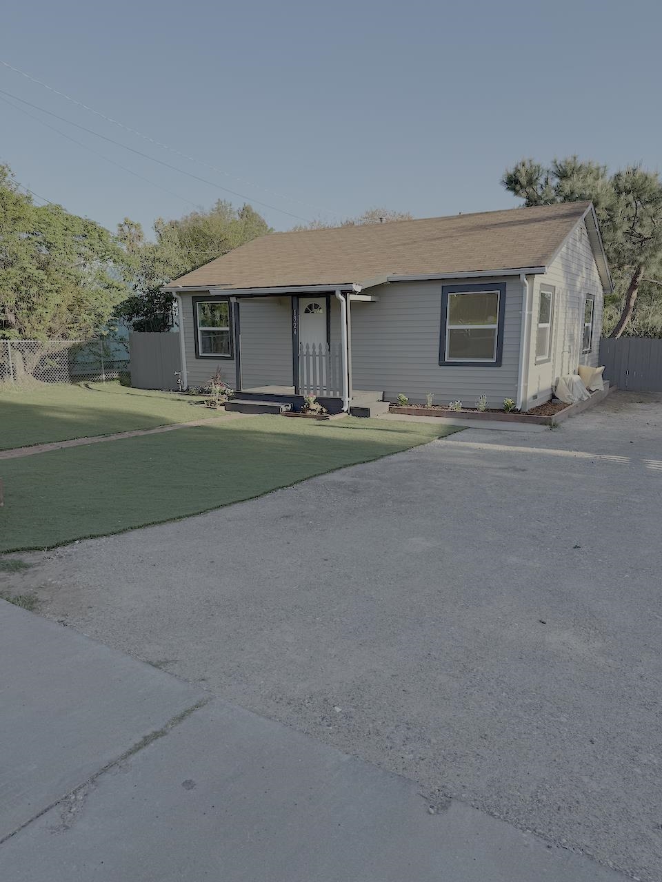 Detail Gallery Image 3 of 17 For 1324 Trenary Way, Modesto,  CA 95354 - 2 Beds | 1 Baths