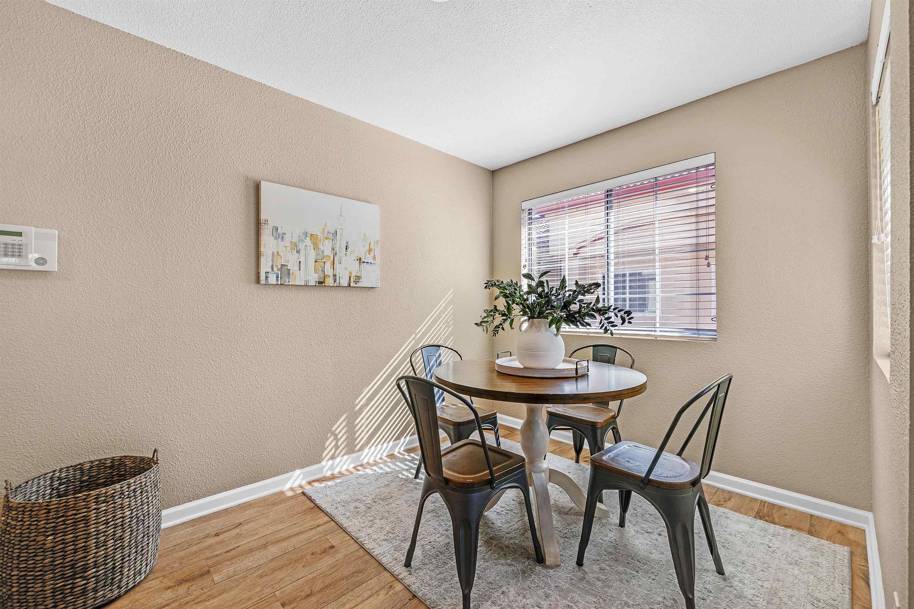 Detail Gallery Image 10 of 26 For 7016 Stagecoach Rd #G,  Dublin,  CA 94568 - 1 Beds | 1 Baths