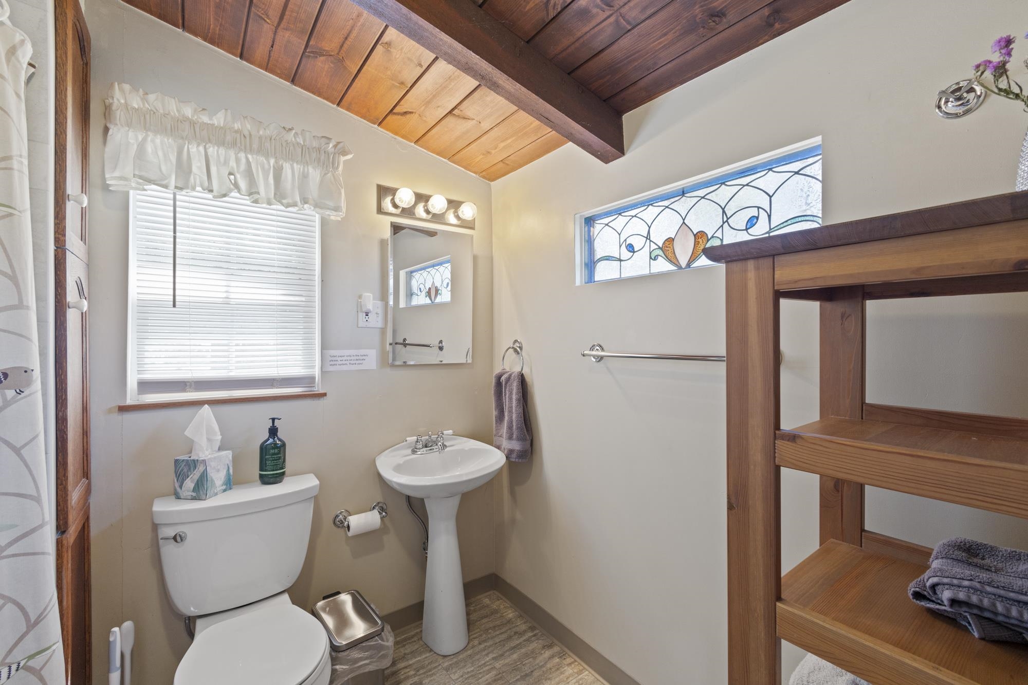 Detail Gallery Image 18 of 30 For 21815 Confidence Road, Twain Harte,  CA 95383 - 2 Beds | 2 Baths