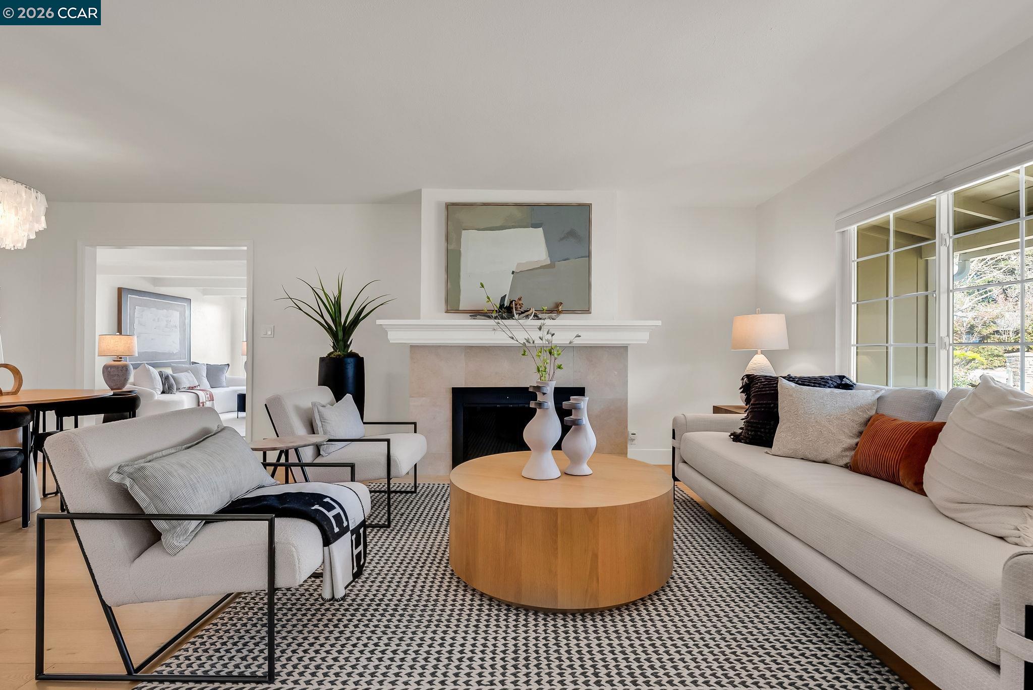 Detail Gallery Image 4 of 54 For 186 Arlene Drive, Walnut Creek,  CA 94595 - 4 Beds | 2 Baths