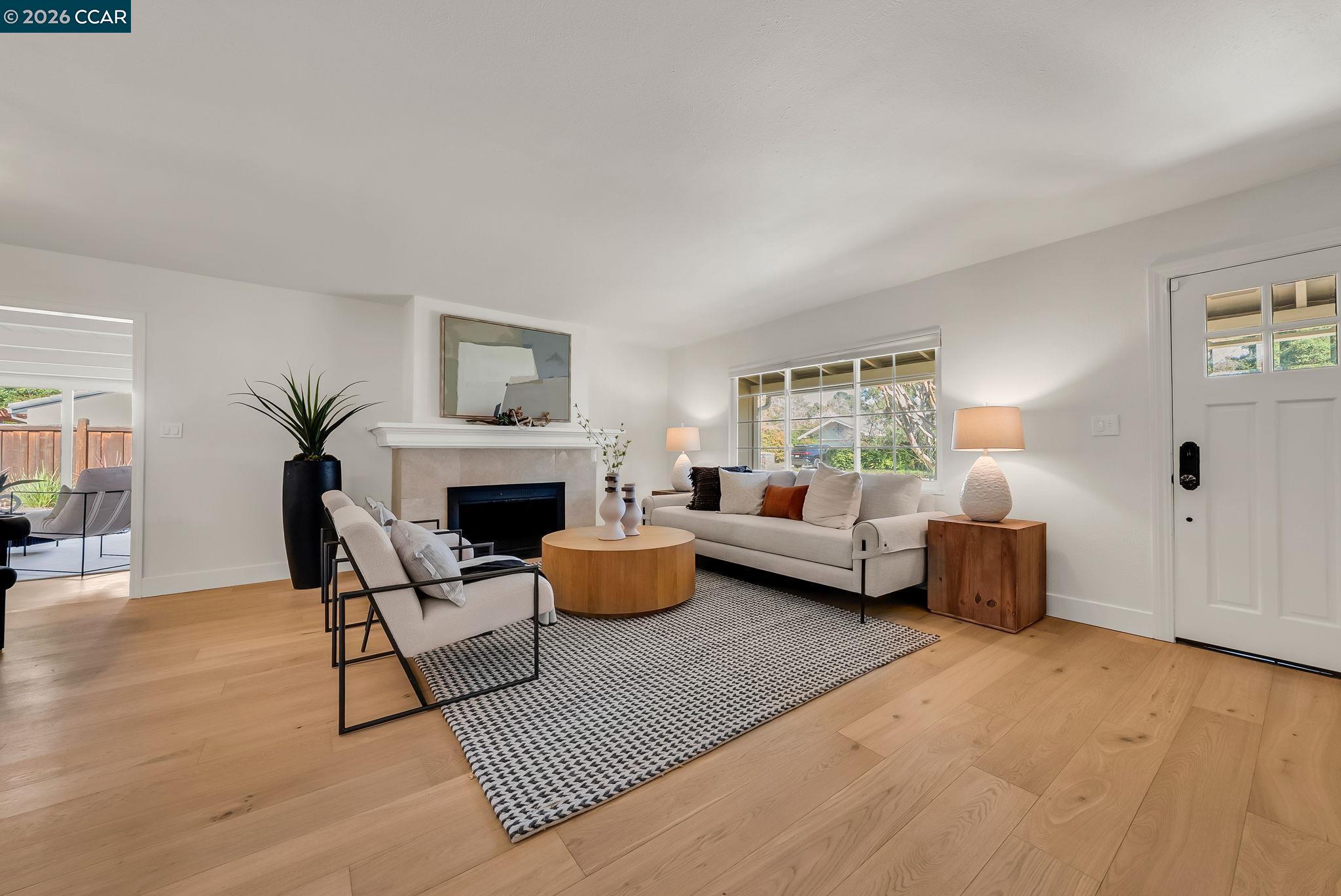 Detail Gallery Image 5 of 54 For 186 Arlene Drive, Walnut Creek,  CA 94595 - 4 Beds | 2 Baths