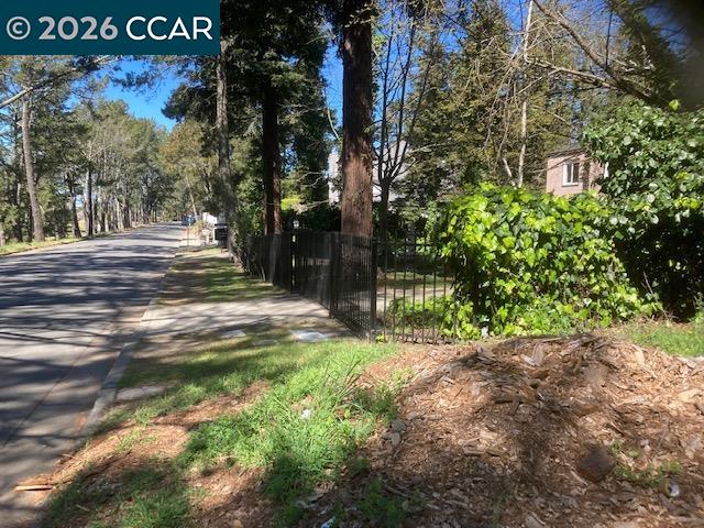 Detail Gallery Image 21 of 24 For 0 Skyline Blvd., Oakland,  CA 94619 - – Beds | – Baths