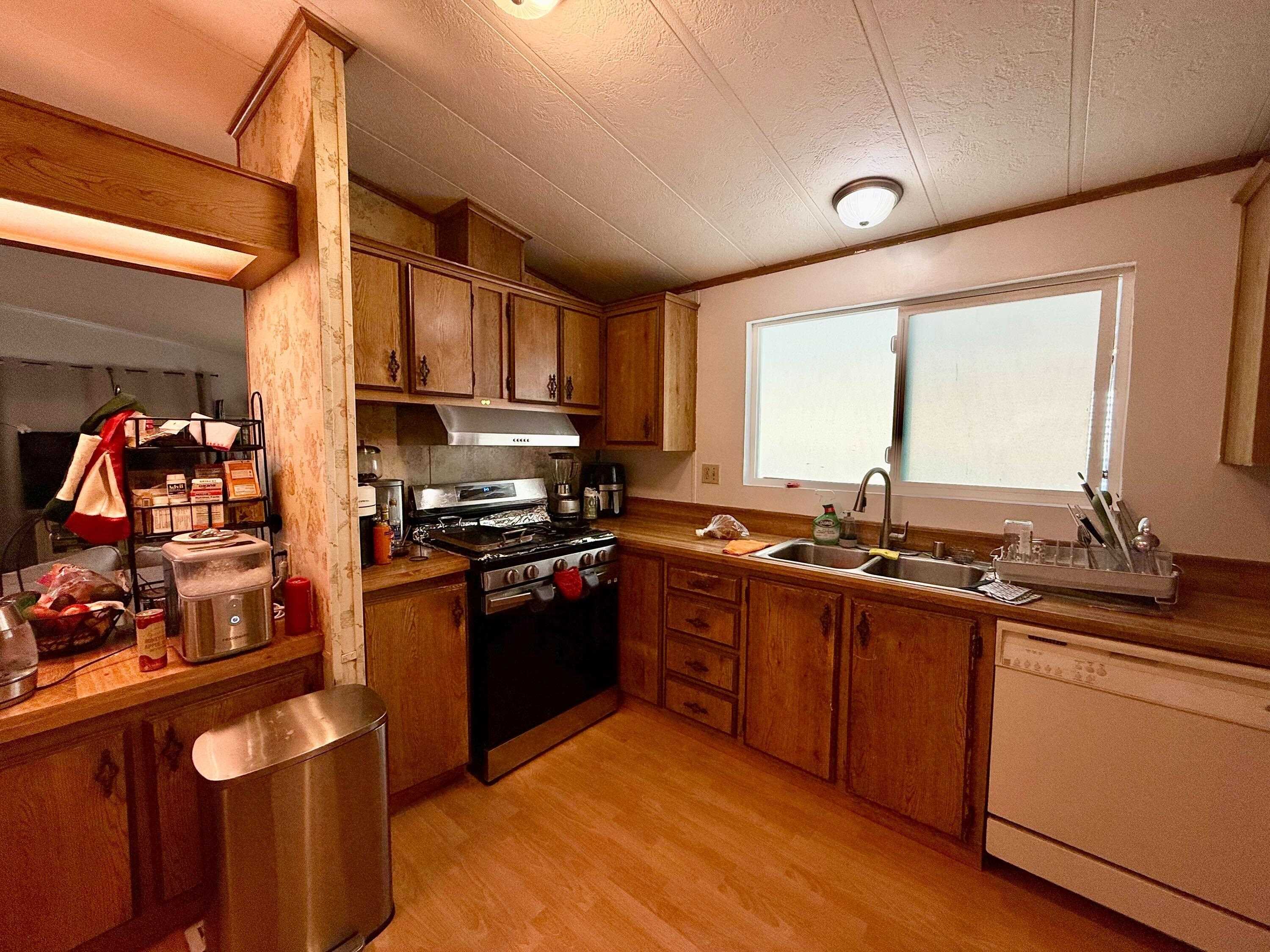 Detail Gallery Image 4 of 9 For 1225 Vienna Dr #199,  Sunnyvale,  CA 94089 - 2 Beds | 2 Baths