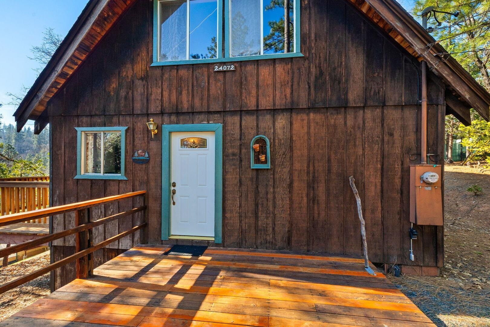 Detail Gallery Image 3 of 21 For 24072 S Bear Clover Ct, Sonora,  CA 95370 - 3 Beds | 1 Baths