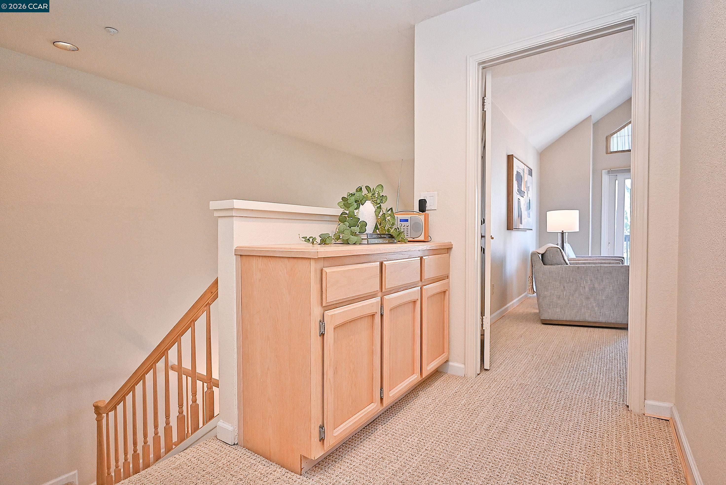 Detail Gallery Image 17 of 33 For 137 Haslemere, Lafayette,  CA 94549 - 3 Beds | 3 Baths