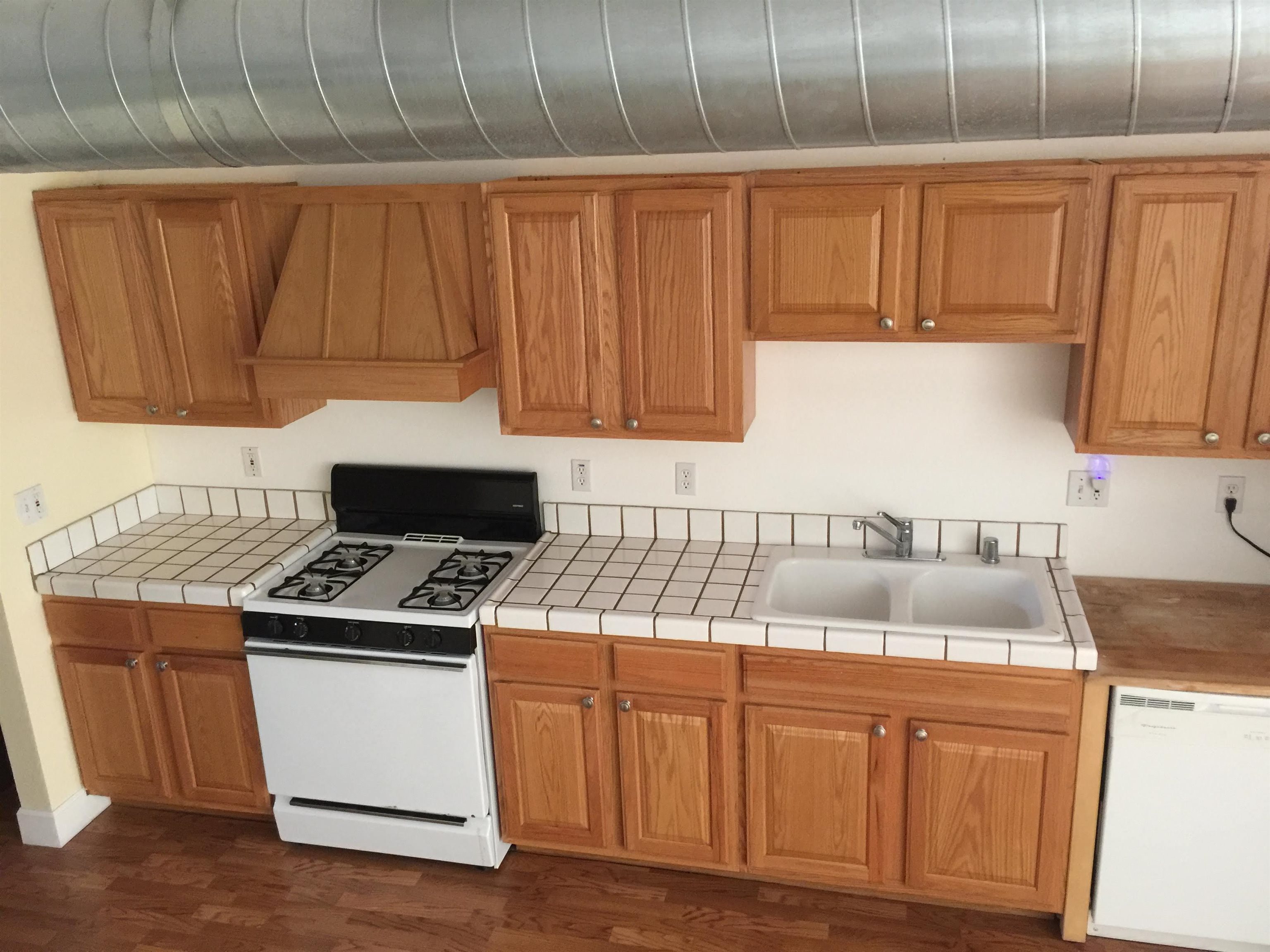 Detail Gallery Image 11 of 40 For 2622 Kingsland Ave, Oakland,  CA 94619 - – Beds | – Baths