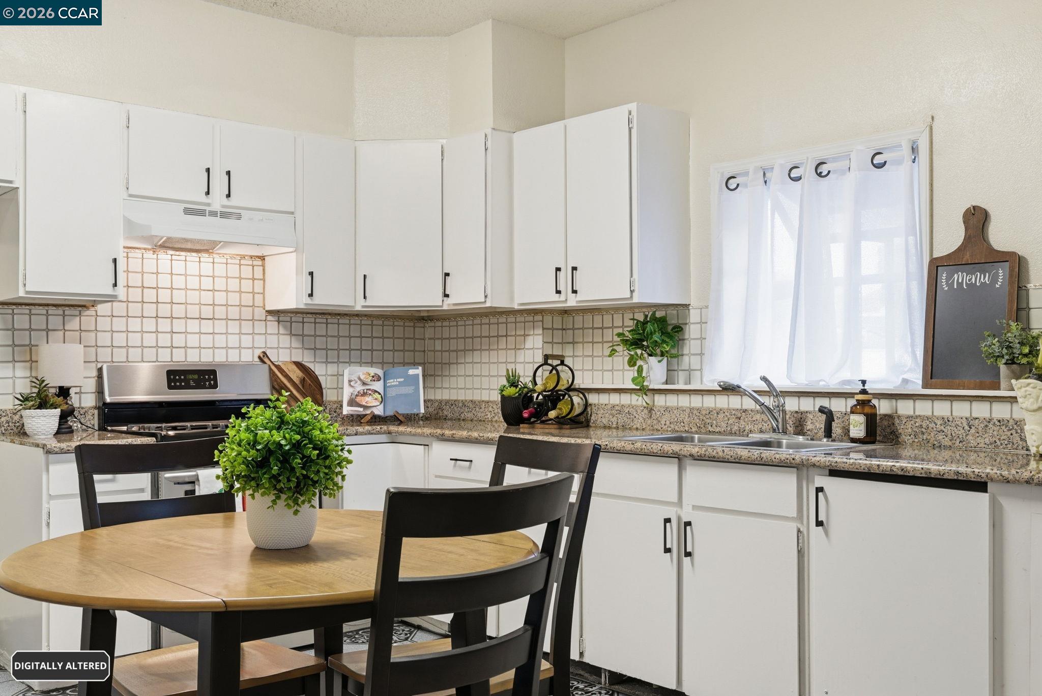 Detail Gallery Image 11 of 30 For 2332 Emeric Ave, Richmond,  CA 94806 - 3 Beds | 2 Baths