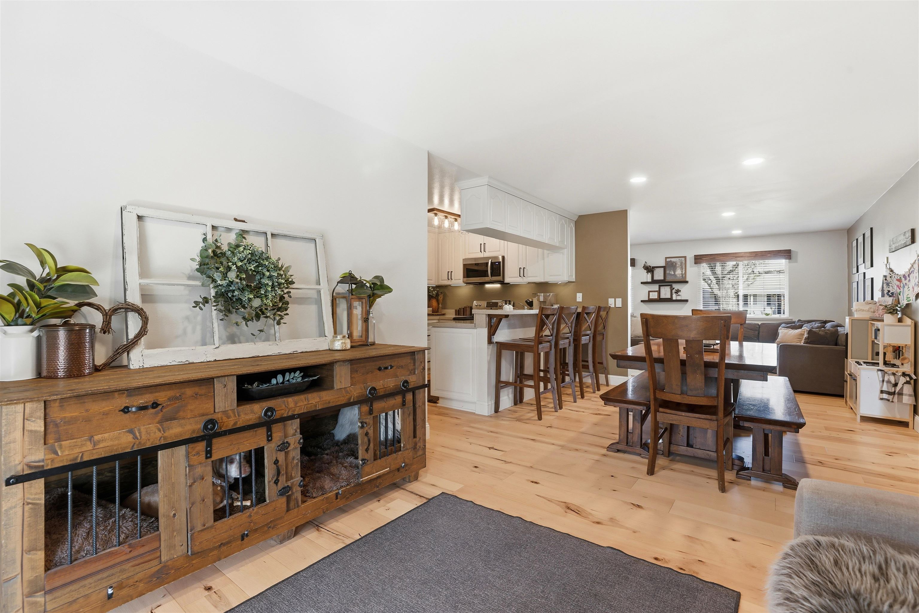 Detail Gallery Image 12 of 40 For 563 Cinnabar Drive, Livermore,  CA 94550-5121 - 4 Beds | 3 Baths