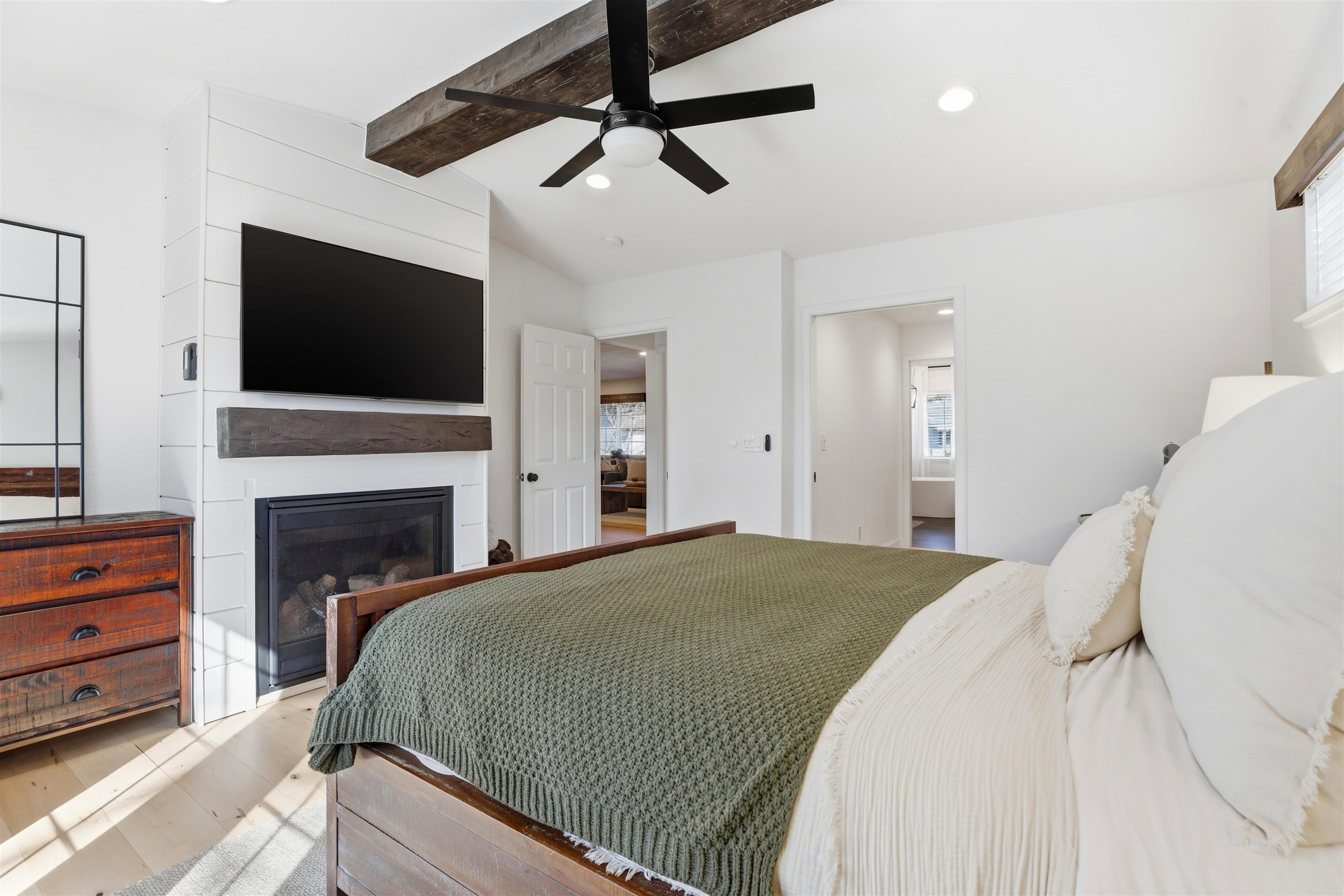 Detail Gallery Image 17 of 40 For 563 Cinnabar Drive, Livermore,  CA 94550-5121 - 4 Beds | 3 Baths