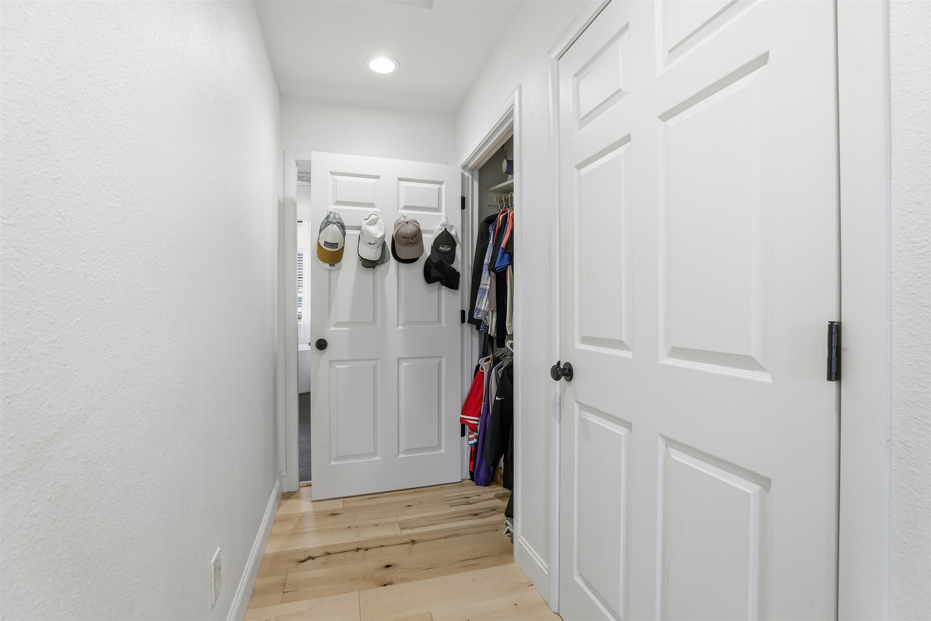 Detail Gallery Image 24 of 40 For 563 Cinnabar Drive, Livermore,  CA 94550-5121 - 4 Beds | 3 Baths