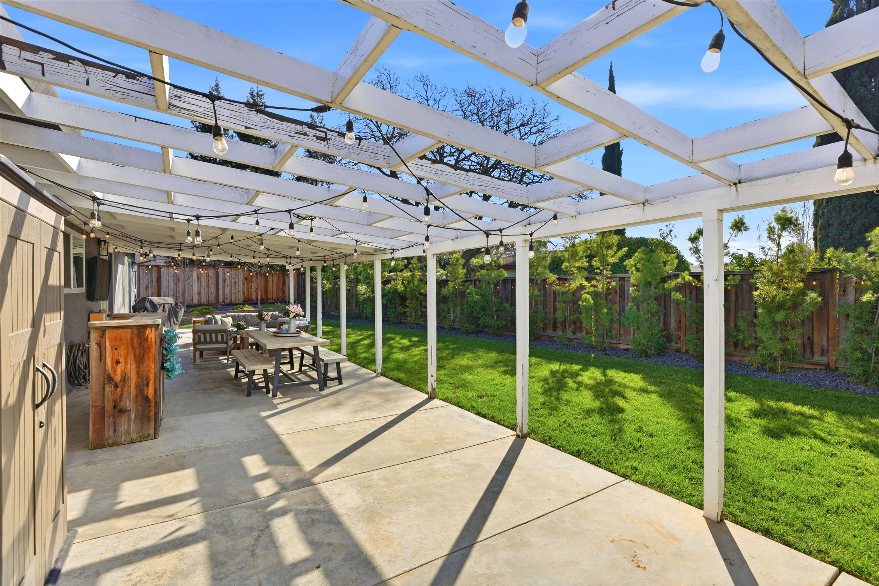 Detail Gallery Image 34 of 40 For 563 Cinnabar Drive, Livermore,  CA 94550-5121 - 4 Beds | 3 Baths